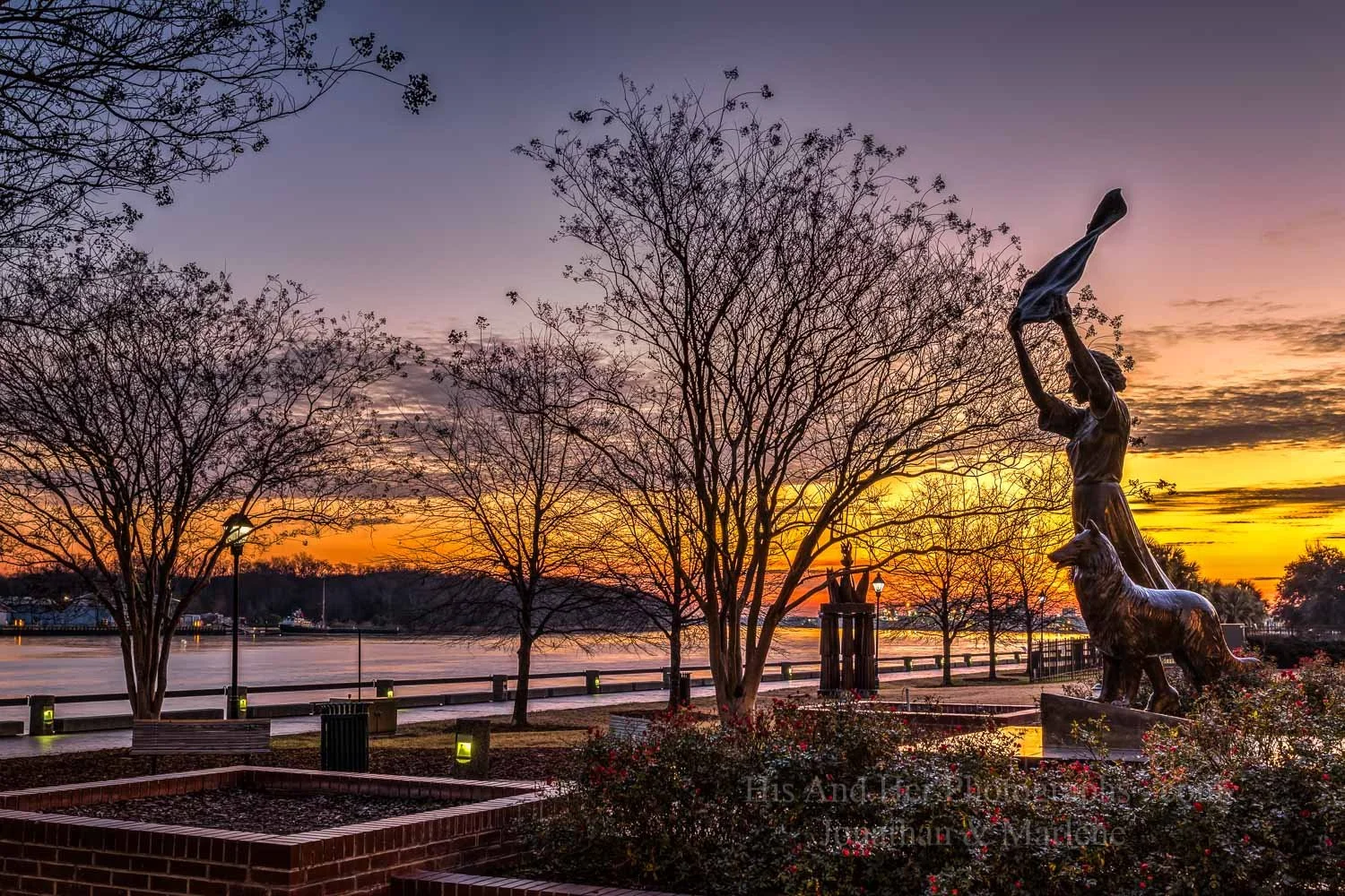 savannah-waving-girl-sunrise-200.jpg