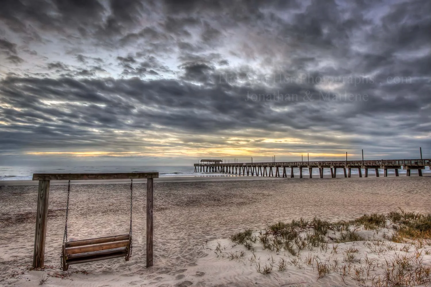 tybee-island-swing-pier-sunrise-tyb5.jpg
