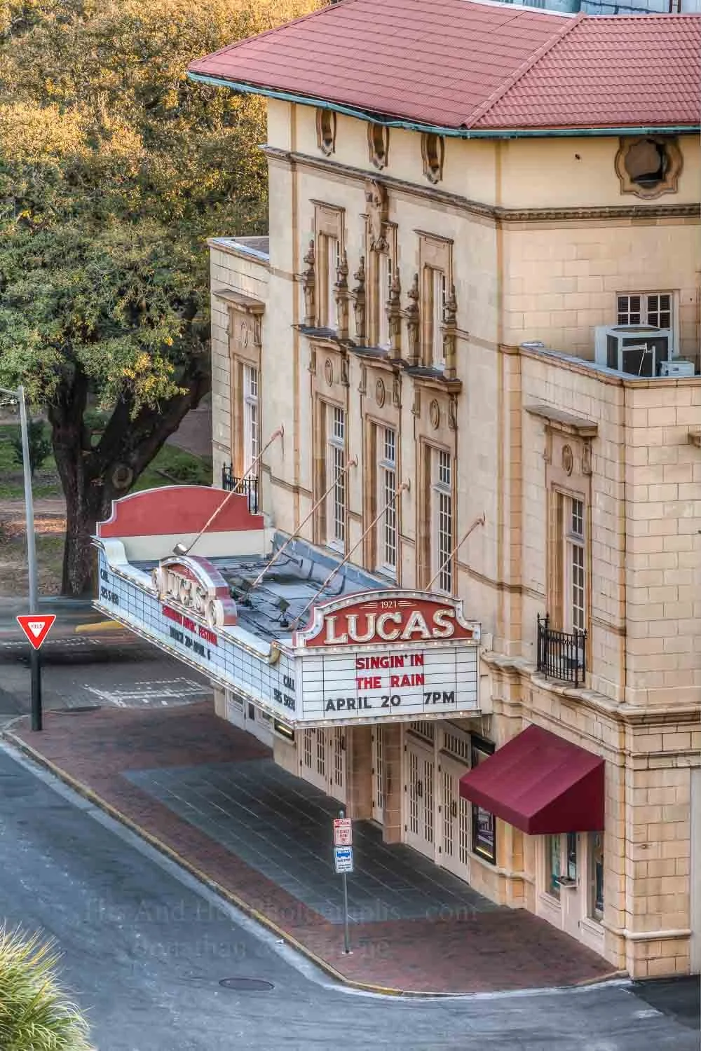 lucas-theatre-savannah-ga-44.jpg