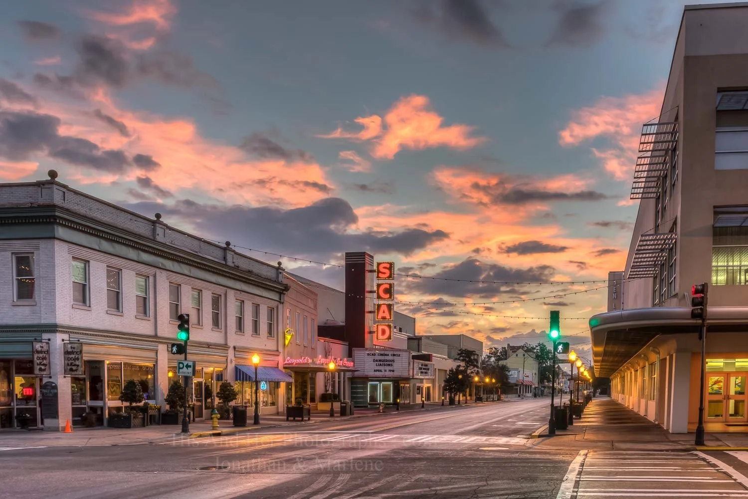 savannah-broughton-street-sunrise-211.jpg