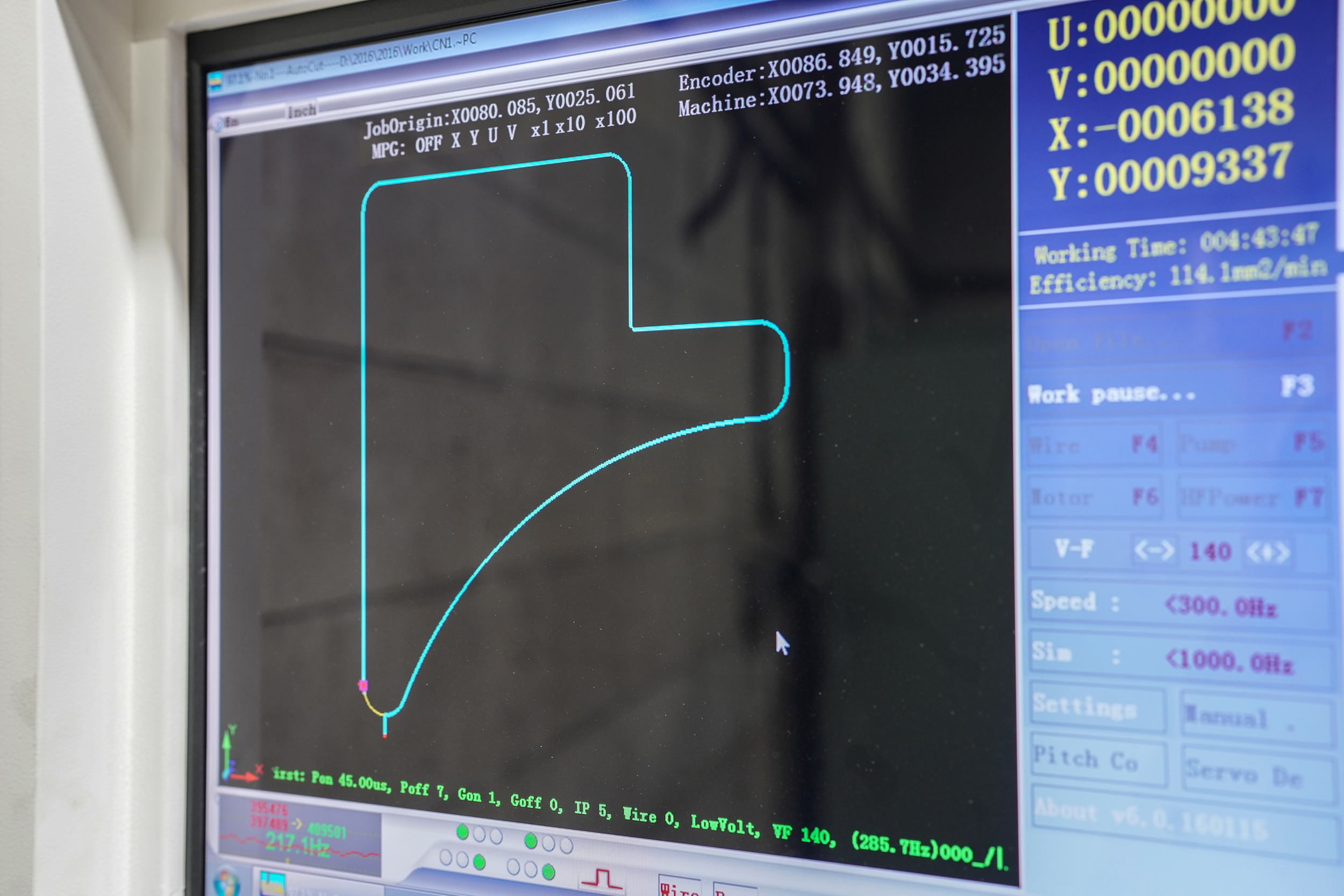 A computer screen displaying a graph with a blue line and various data points, accompanying text with technical information and settings.