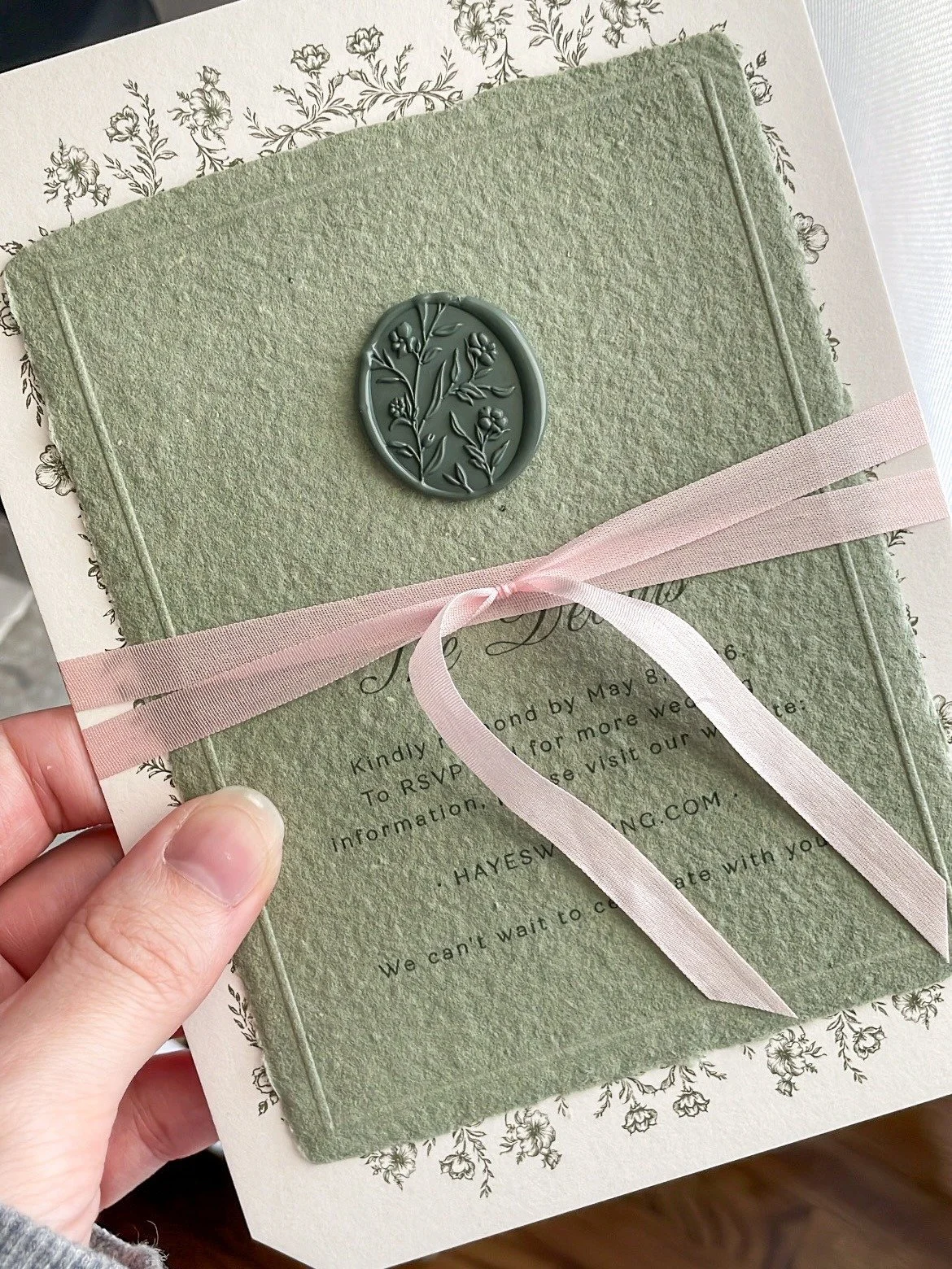 My wedding season started early this year and things have been full speed ahead since then, so I&rsquo;ve been neglecting sharing all the pretty things that are happening over here 😅 There are sooo many incredible projects this year that I&rsquo;m e