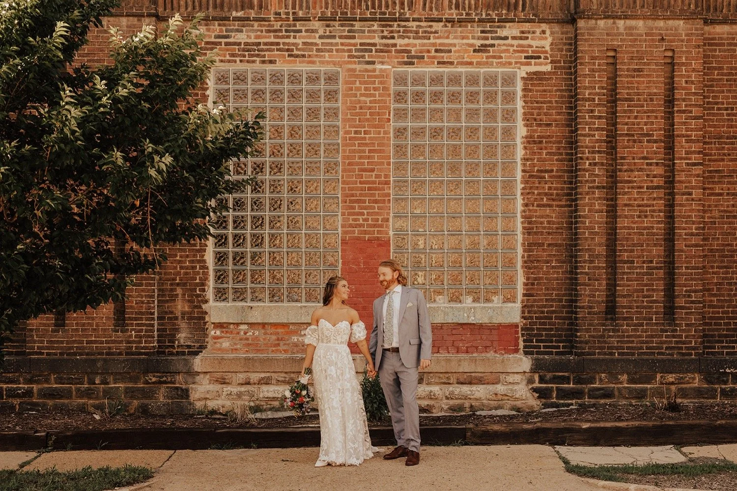 thebutterflyroom_kempcollective_baltimoreweddingphotographer