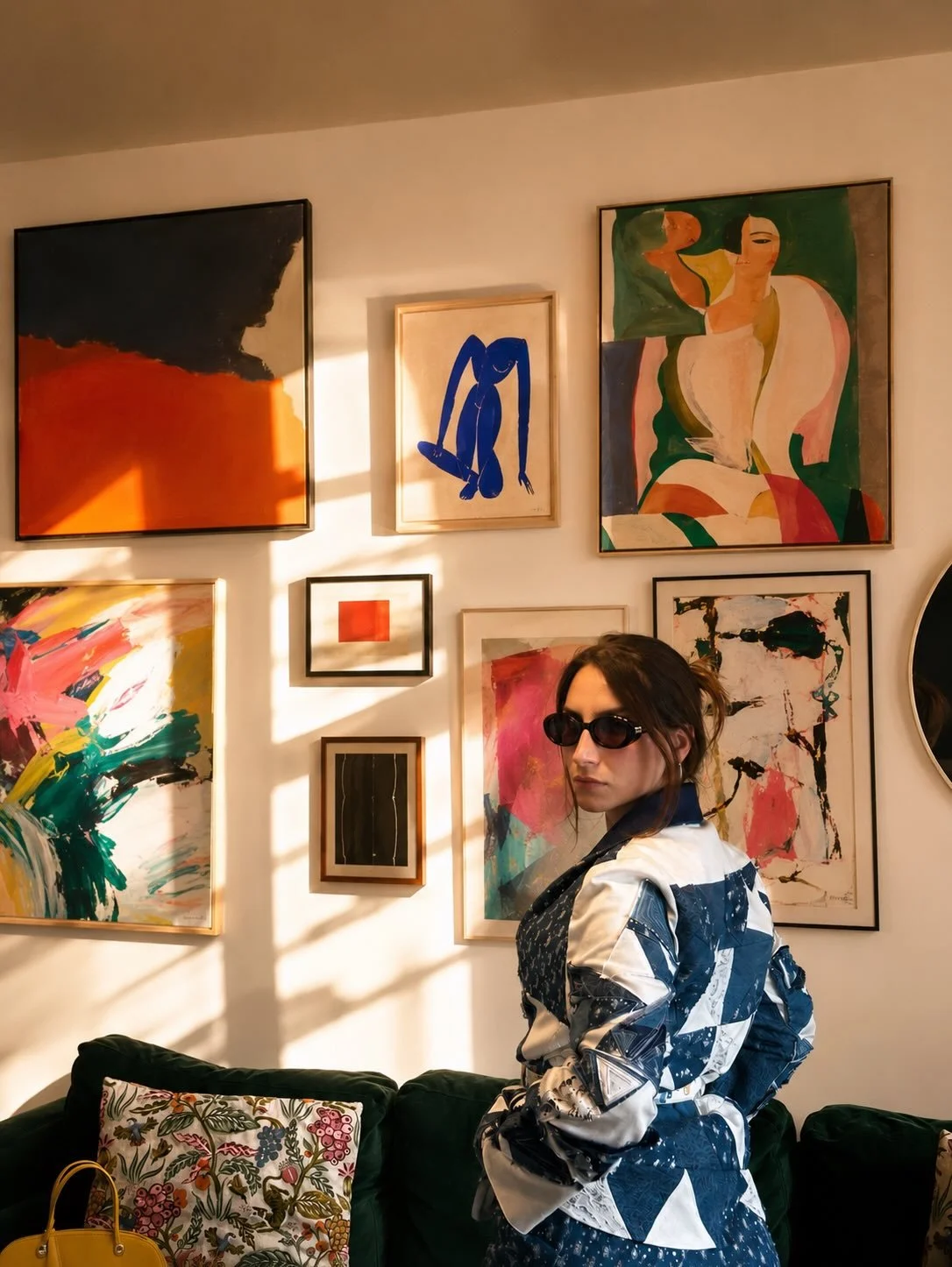 Couture is Art 🖼️ 

#fashiondesigner #newcreation #paris #art #ai