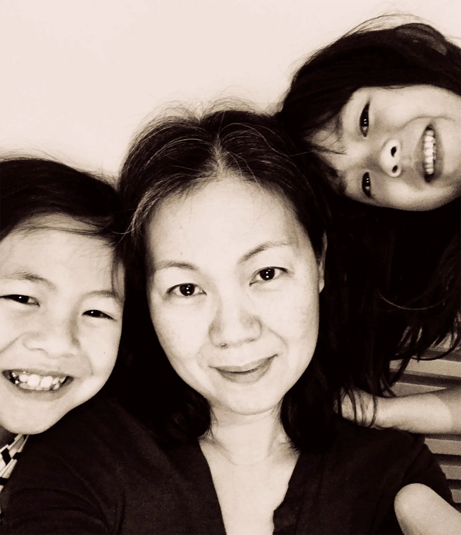 Mia Dang and her two daughters