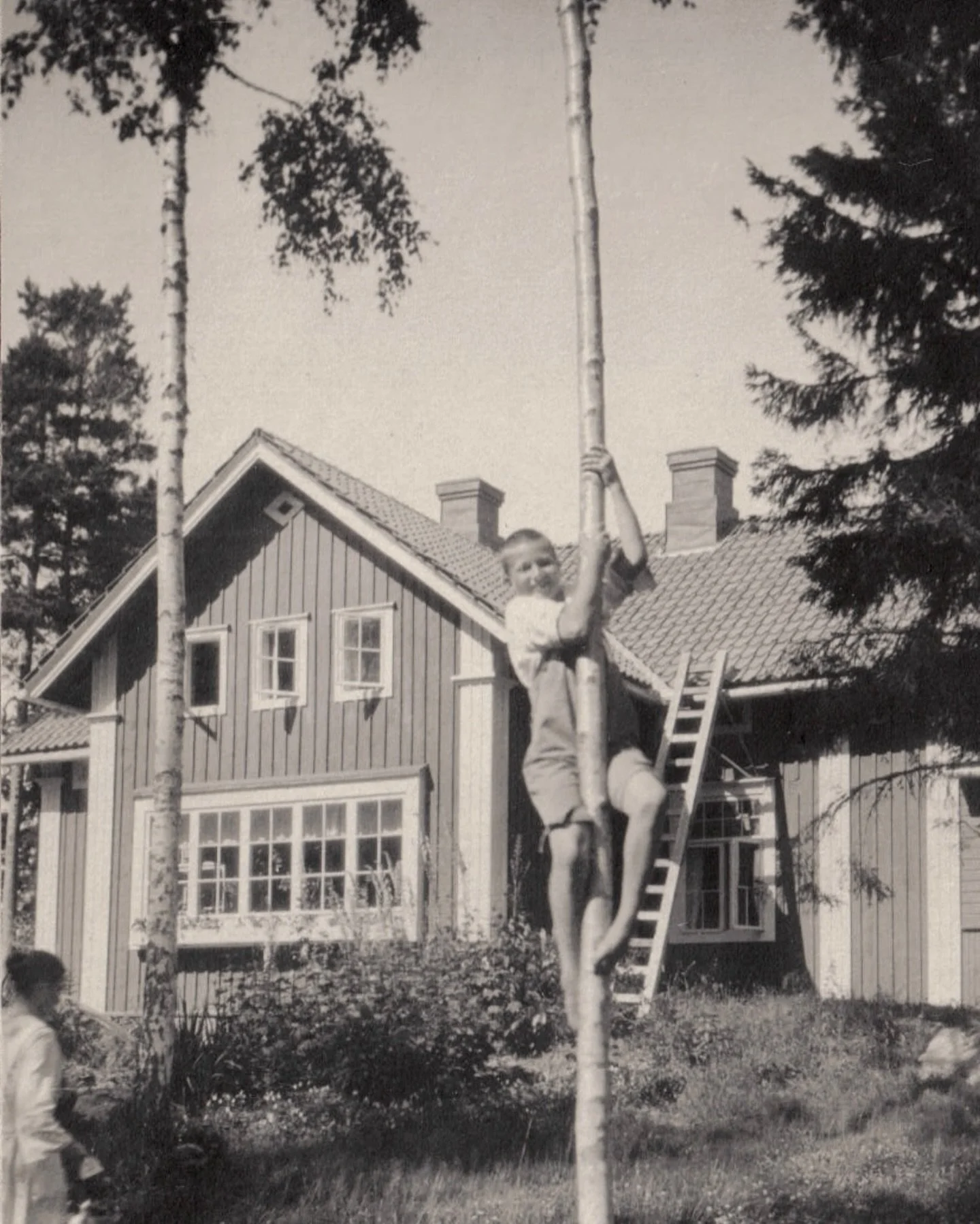 Hulvatonta menoa Gula Vilannilla jo yli sadan vuoden takaa☀️