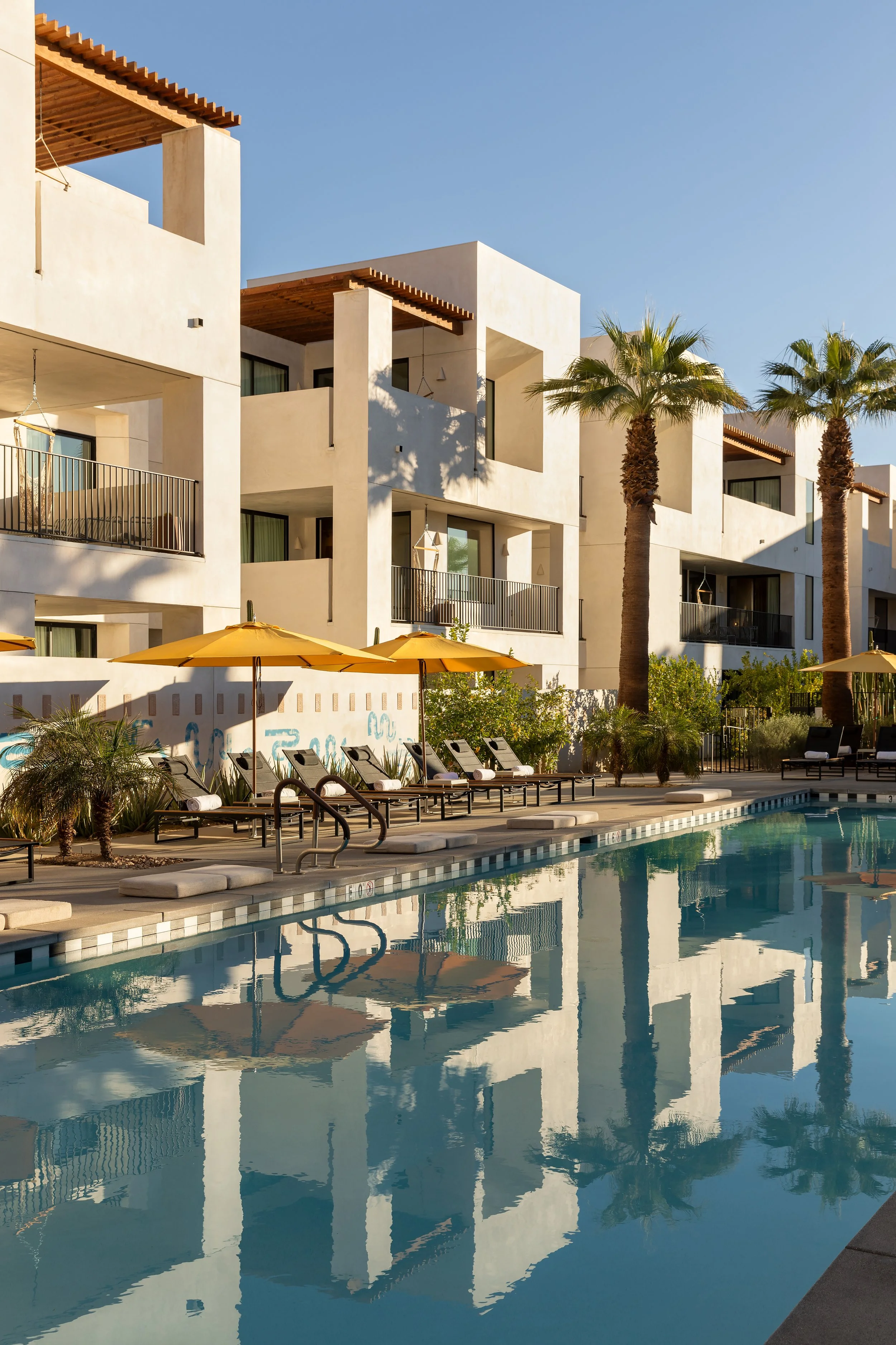2025_01_Drift Hotel _Mickkail Cain_004.jpg
