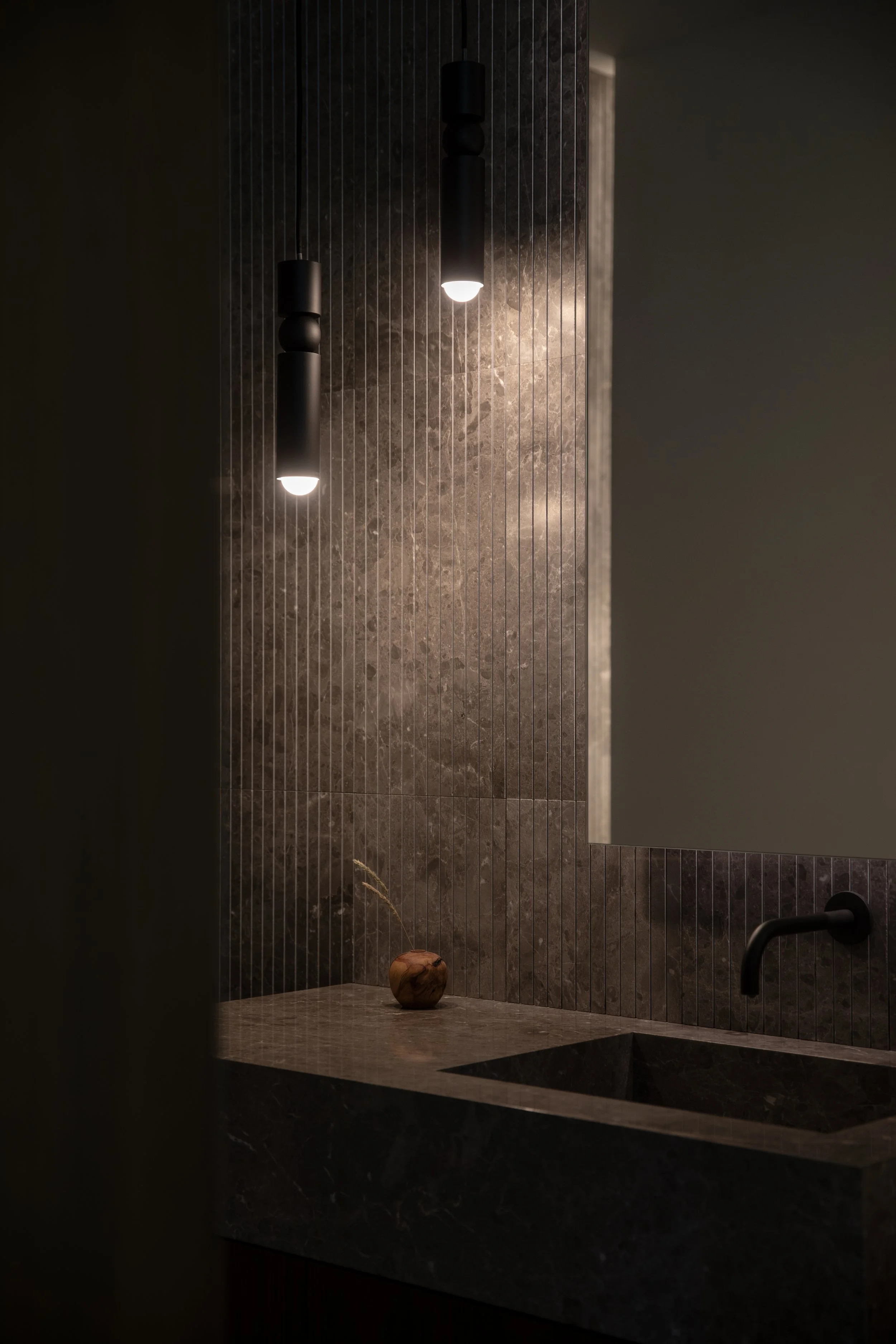 2025_06_21st Street Piche Architecture_Mickkail Cain_041.jpg