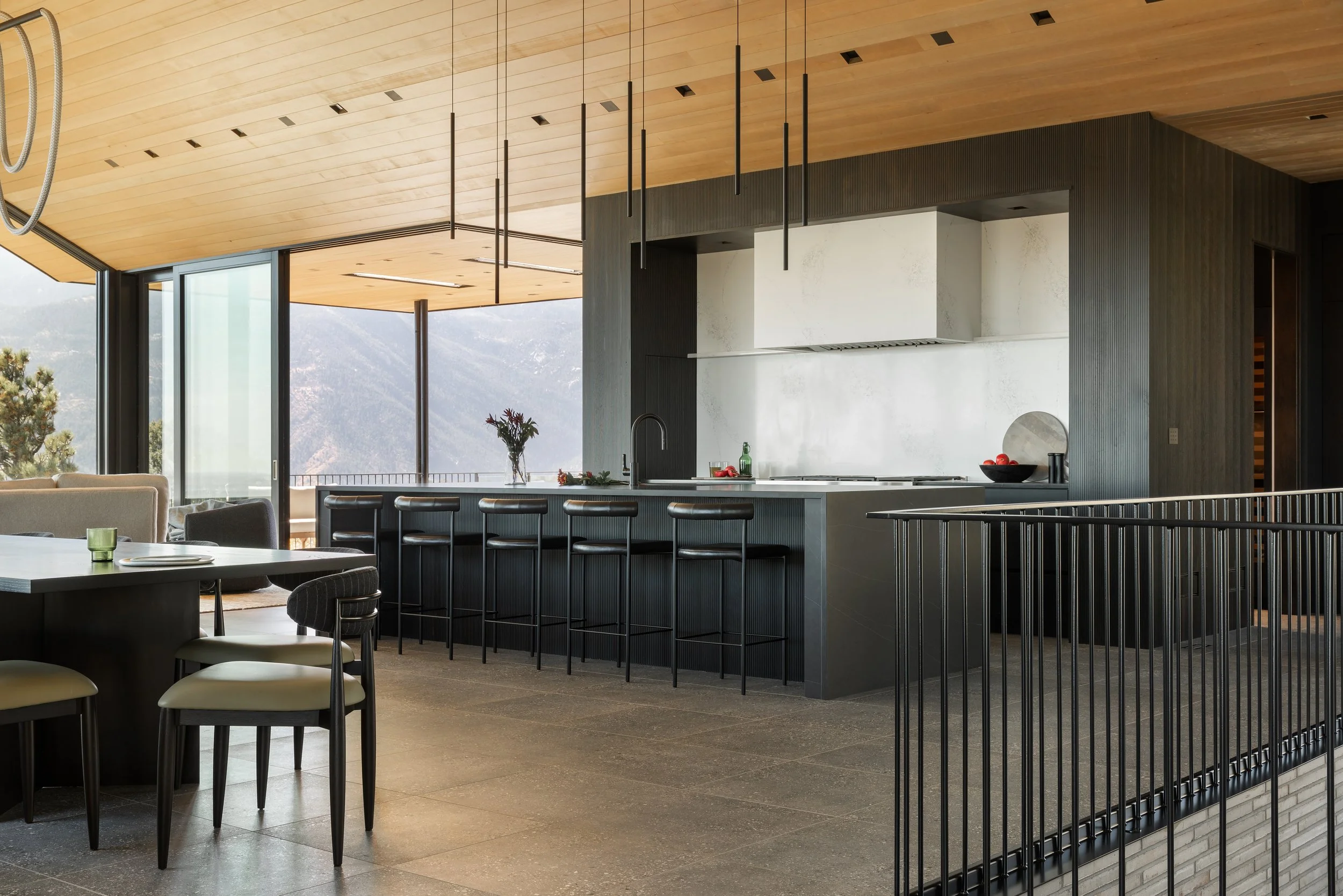 2025_10_Manitou Residence_Mickkail Cain_064.jpg