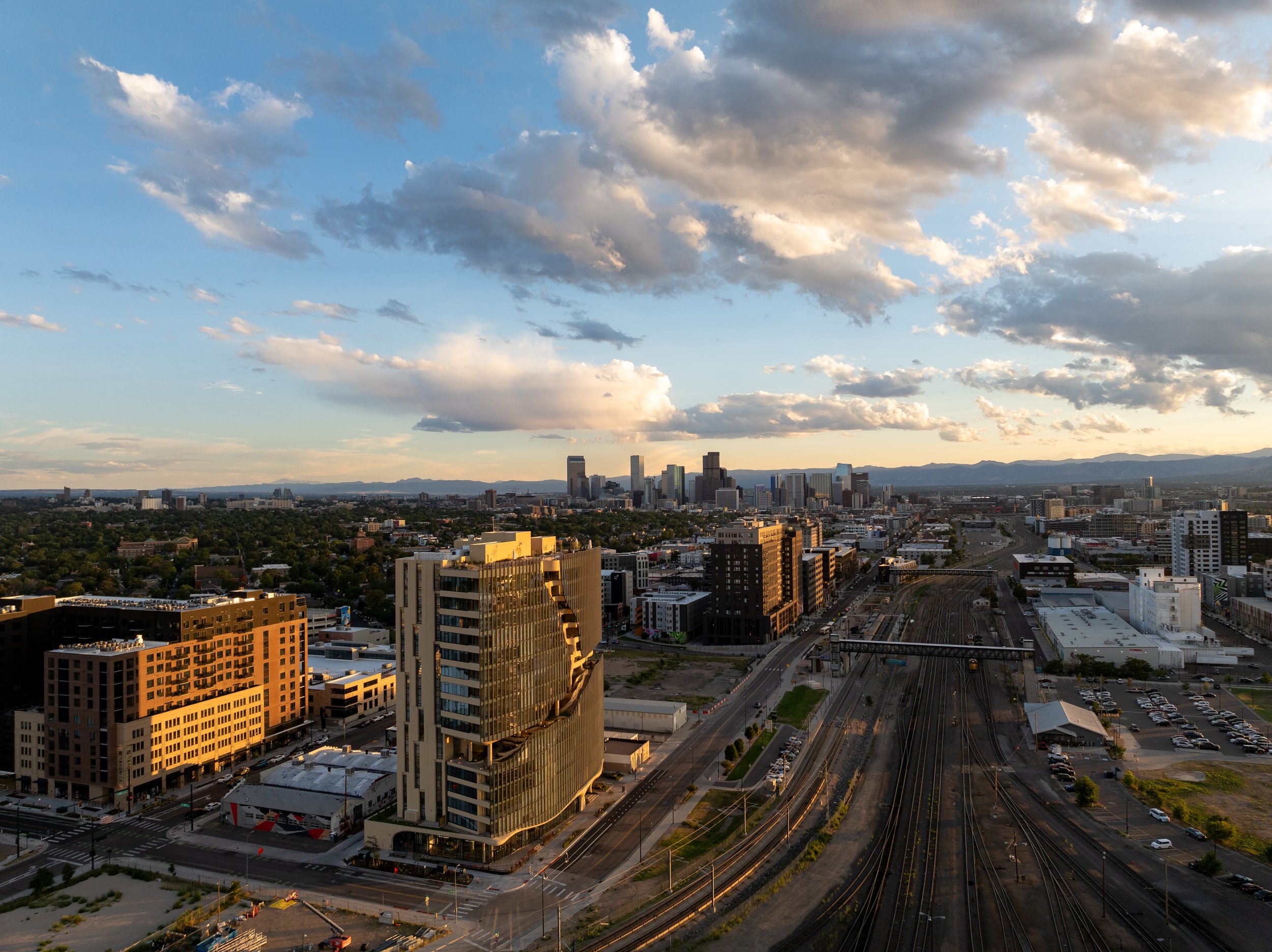 dji_fly_20240826_181838_0019_1724724996920_photo.jpg