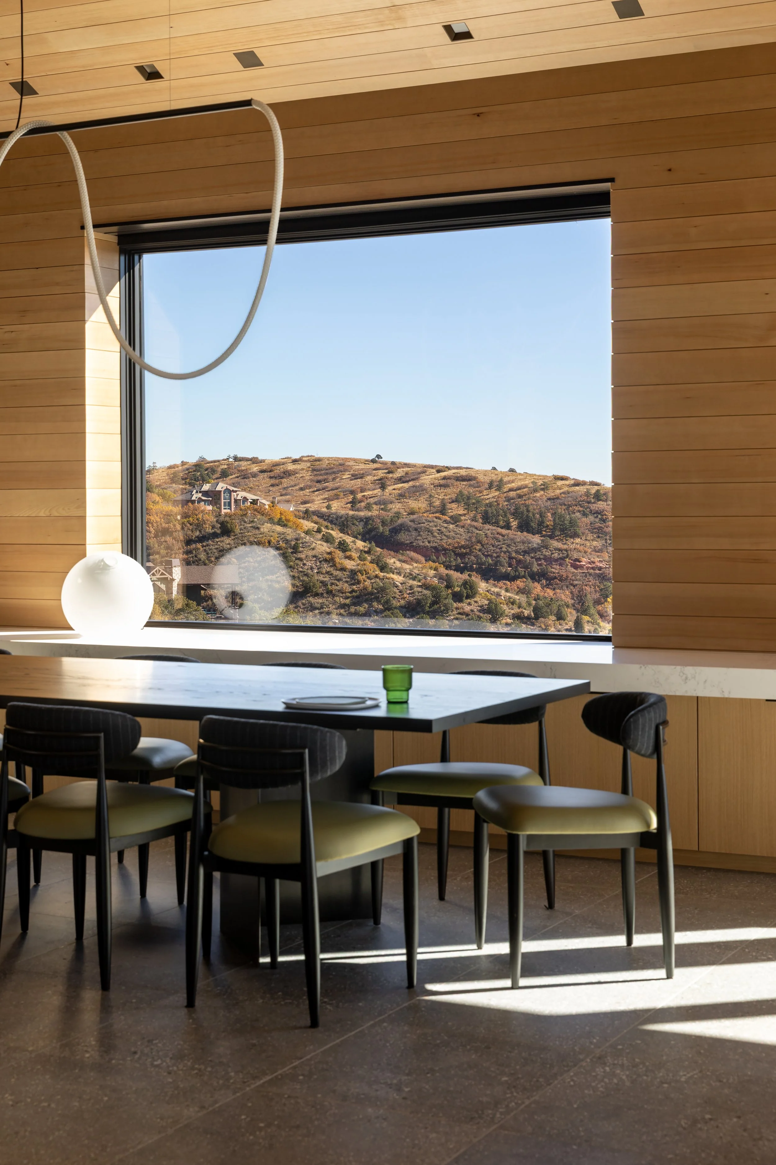 2025_10_Manitou Residence_Mickkail Cain_041.jpg