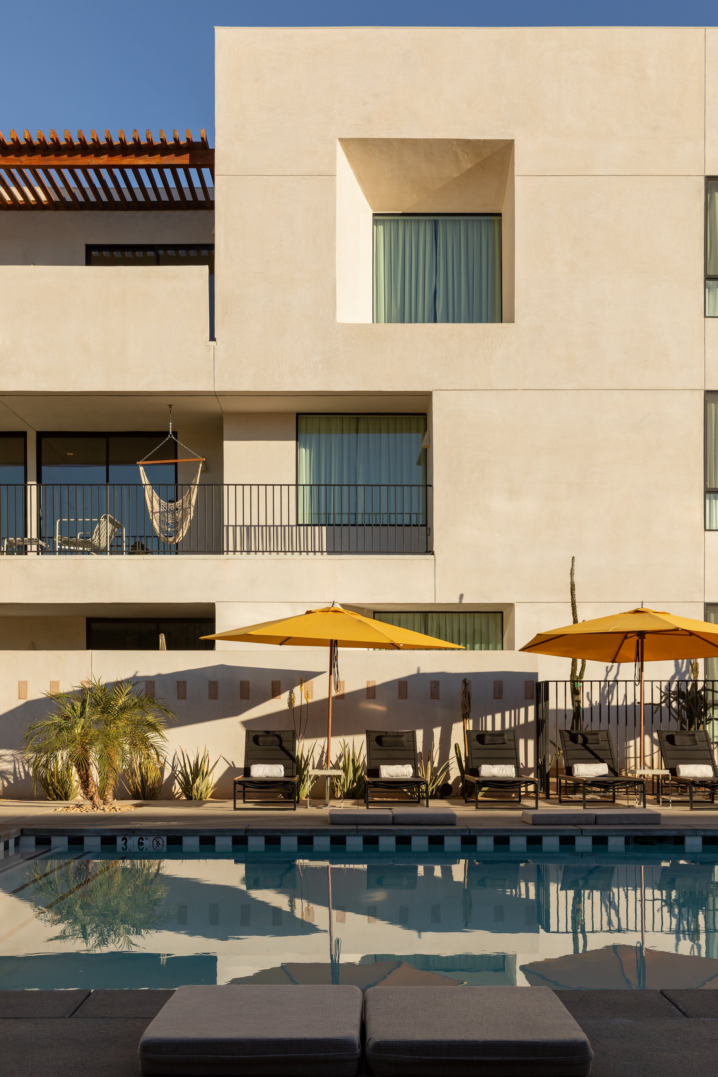 2025_01_Drift Hotel _Mickkail Cain_006.jpg