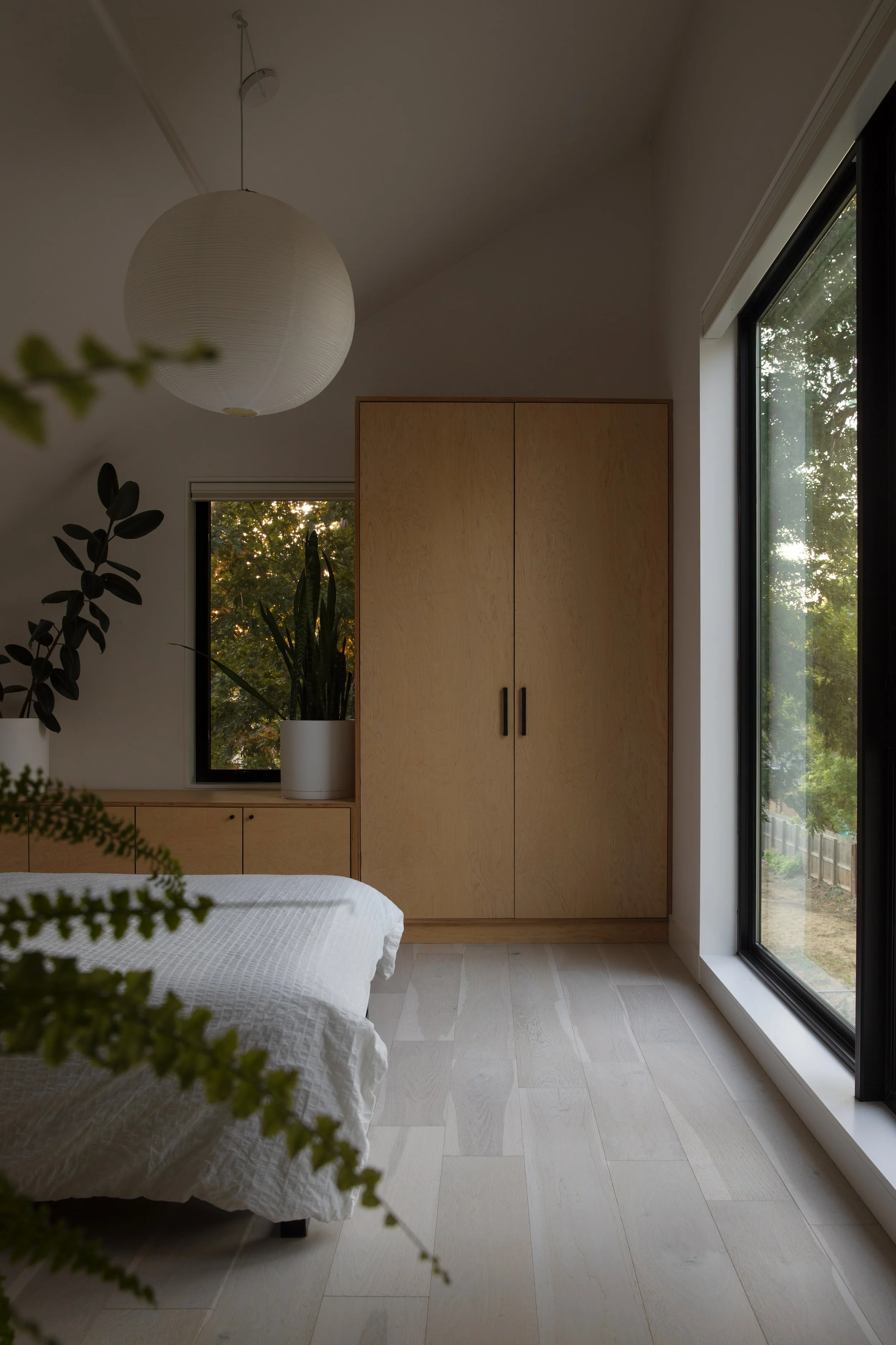 2025_08_Tres Birds_Mickkail Cain_009.jpg