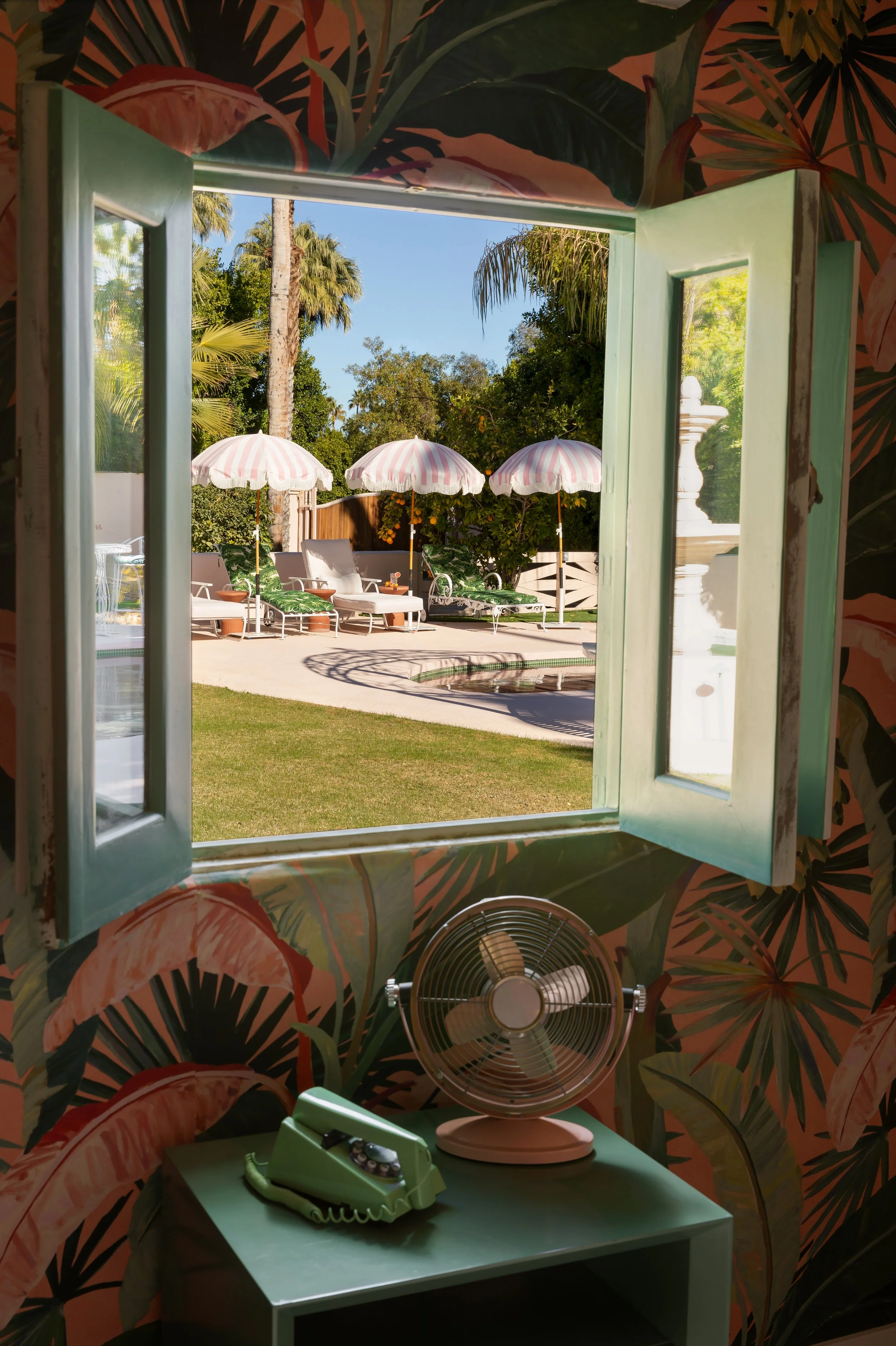 2025_01_Mesa Bungalows_Mickkail Cain_021.jpg