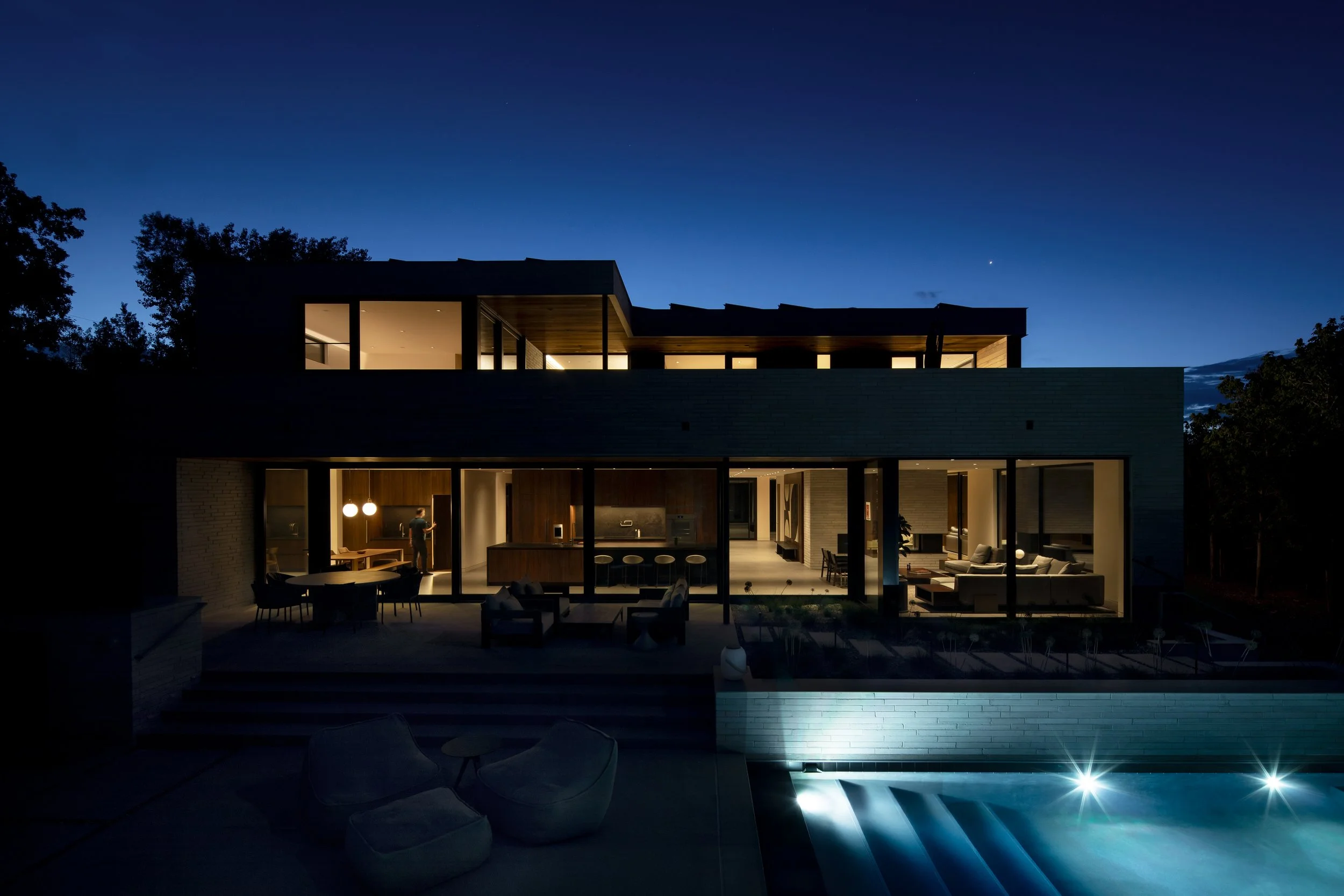 2025_06_21st Street Piche Architecture_Mickkail Cain_005v2.jpg