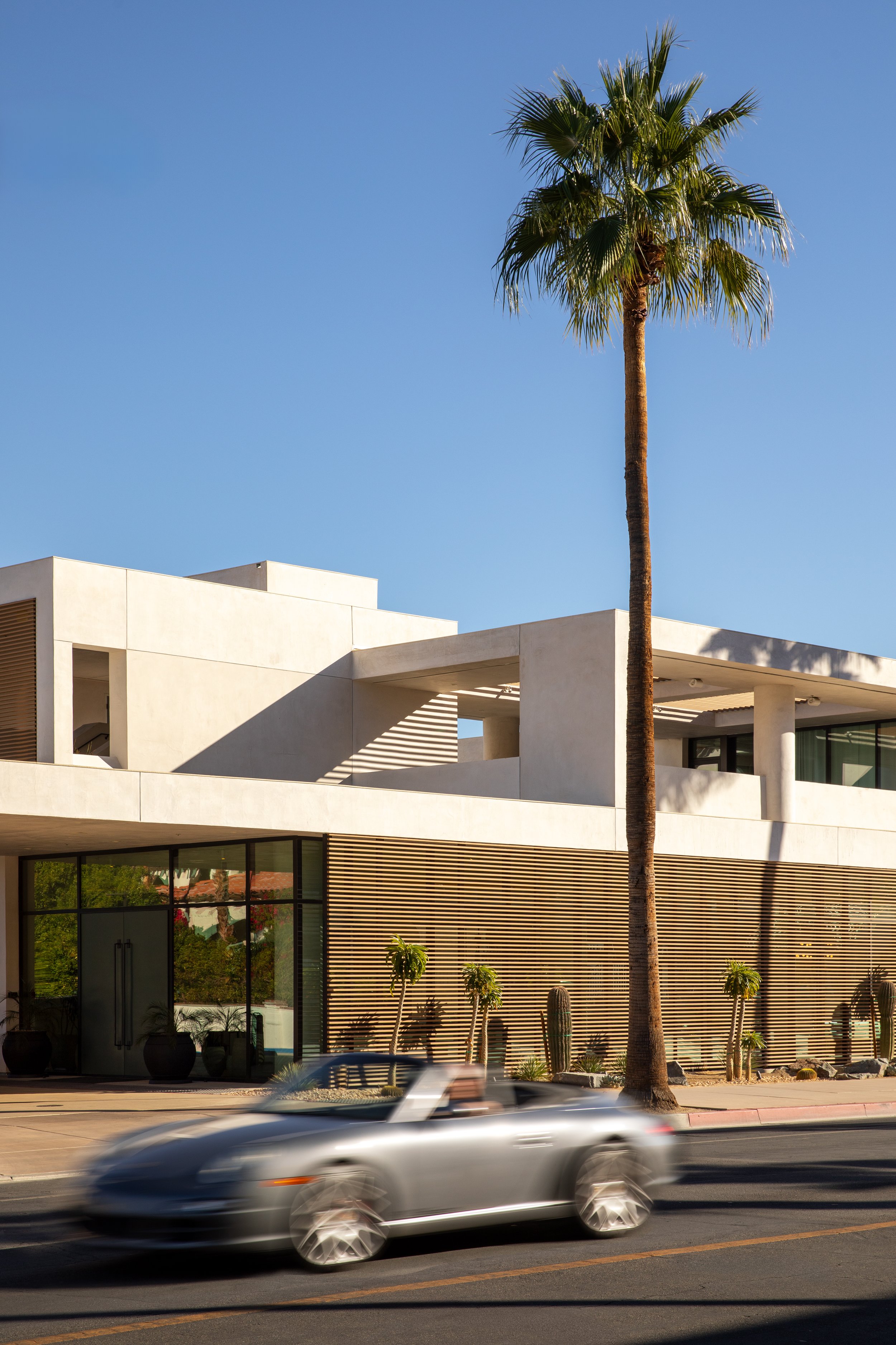 2025_01_Drift Hotel _Mickkail Cain_036.jpg