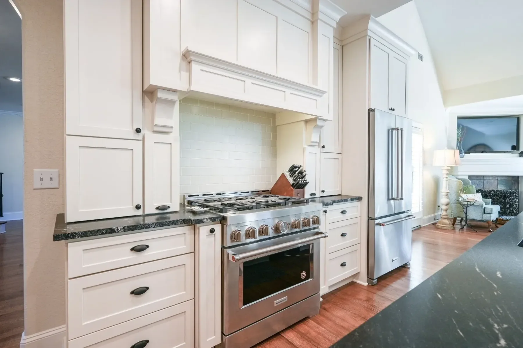 Refined Traditional Kitchen