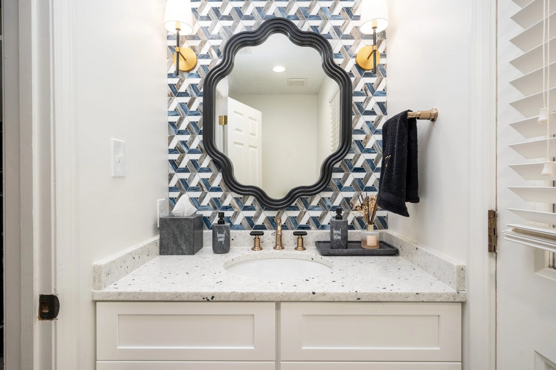 Dewhurst Cove Guest Bath II
