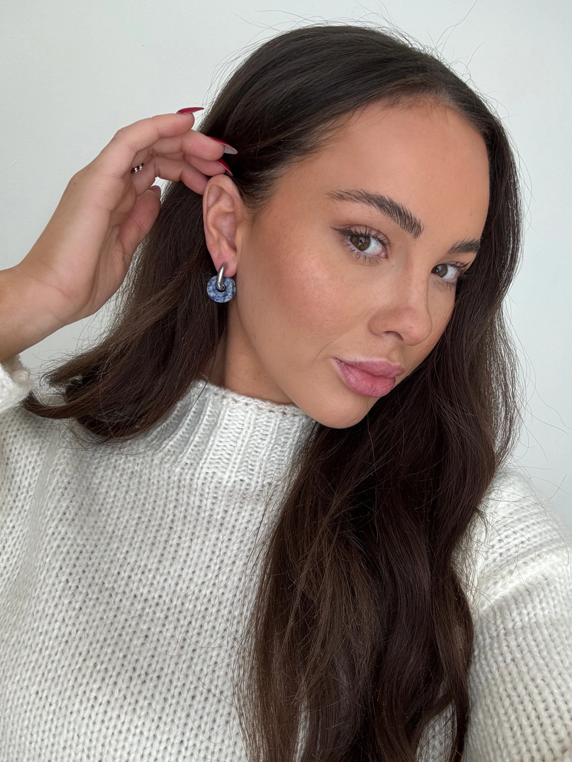 Facetune_17-12-2024-16-17-48.jpg