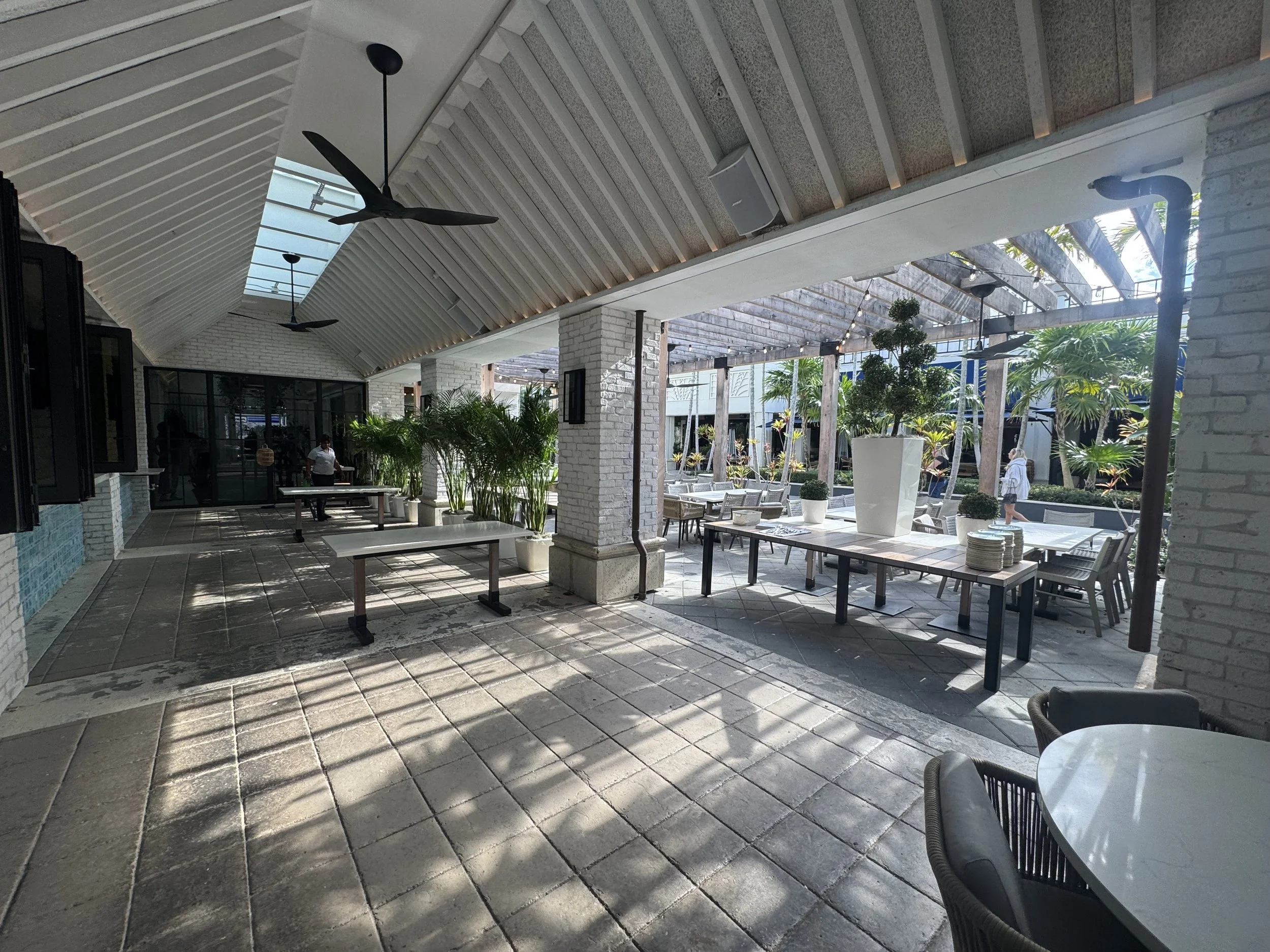 CASE STUDY: Creating Flow and Privacy with Live Foliage for a Wedding Celebration