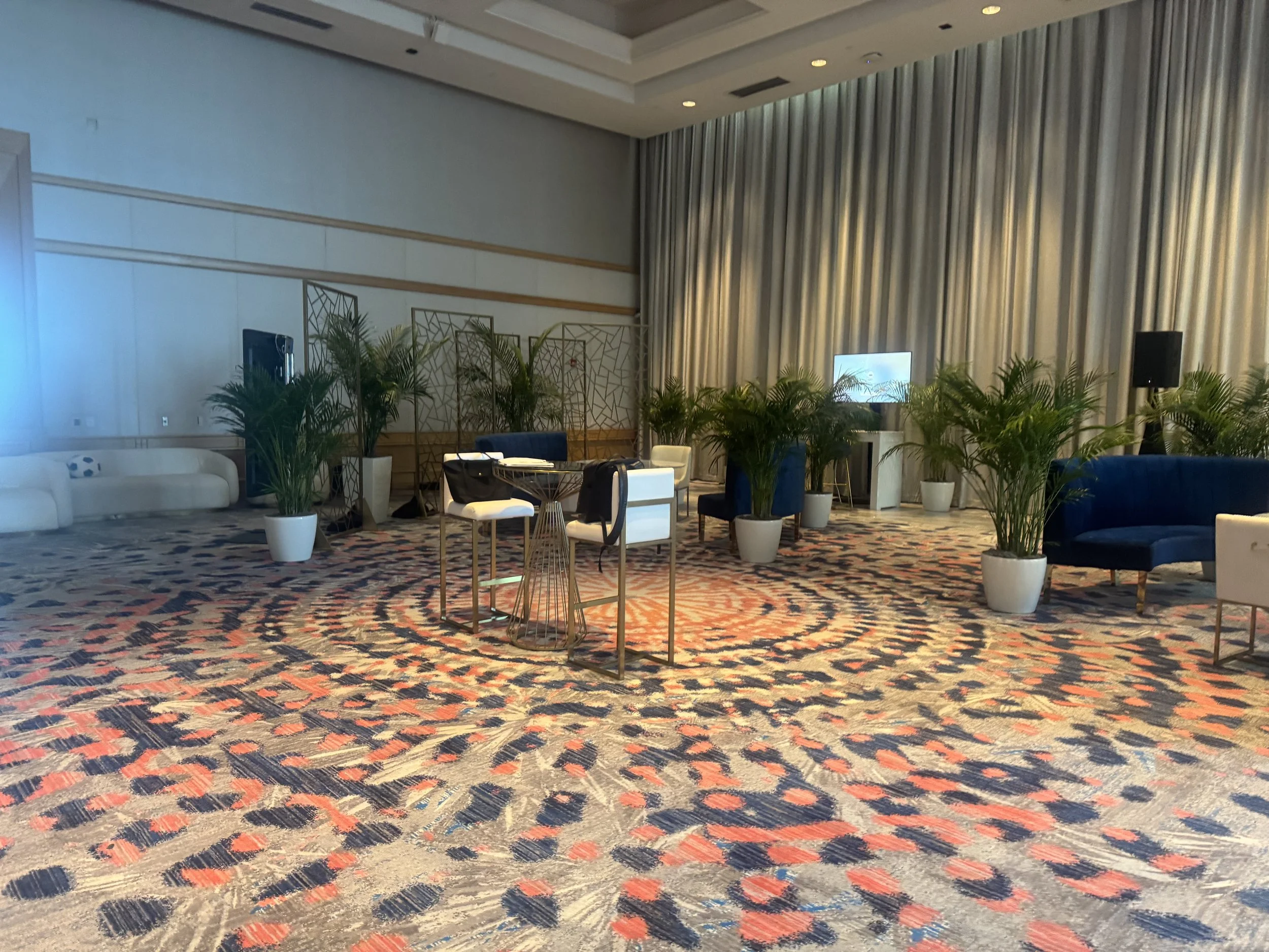 Bank of America Executive Leadership Summit at The Diplomat Beach Resort: How Live Foliage Softened a High-Tech Executive Lounge