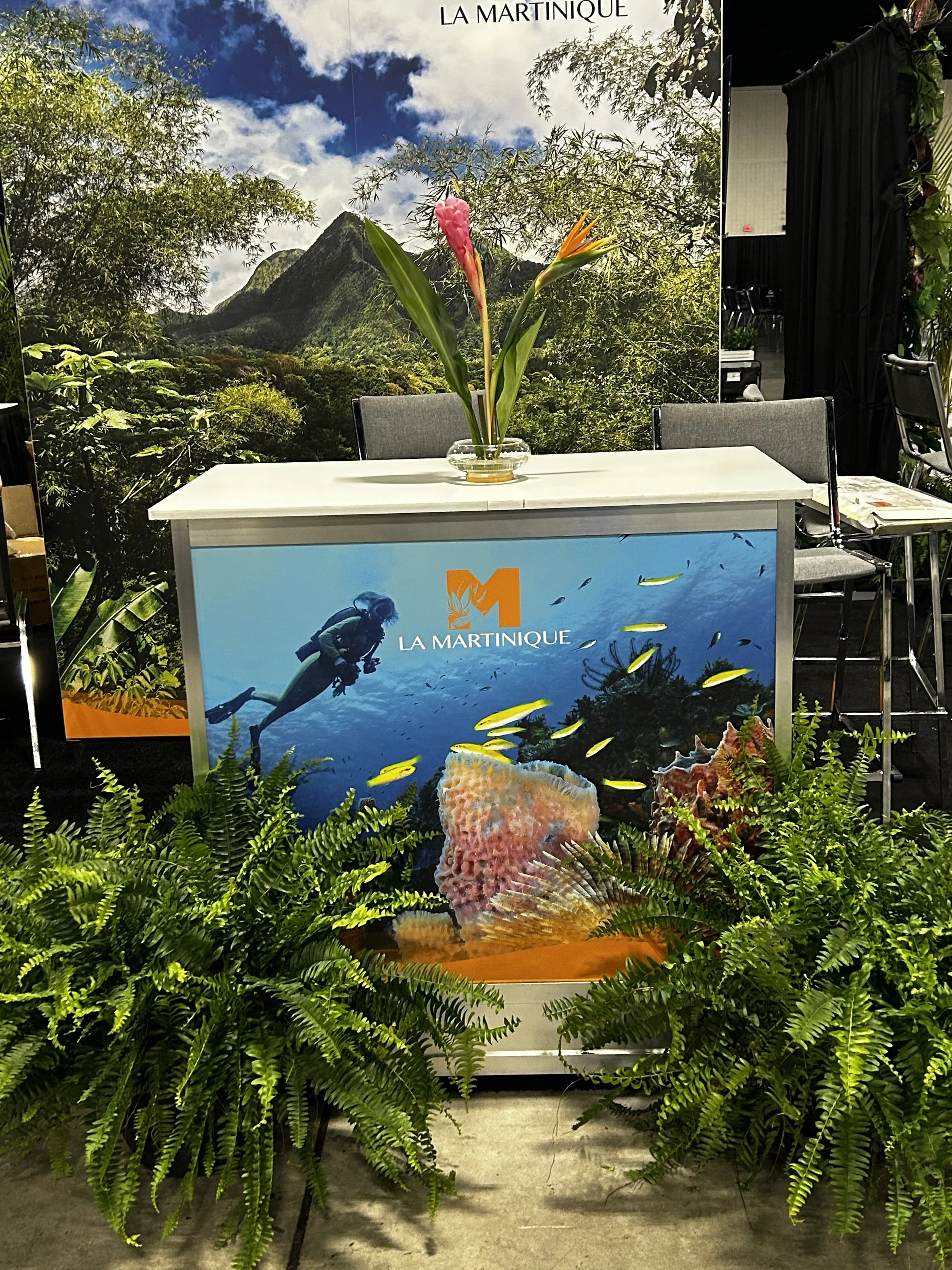Beyond the Booth: Modular Exhibit Design Brought to Life Through Live Foliage