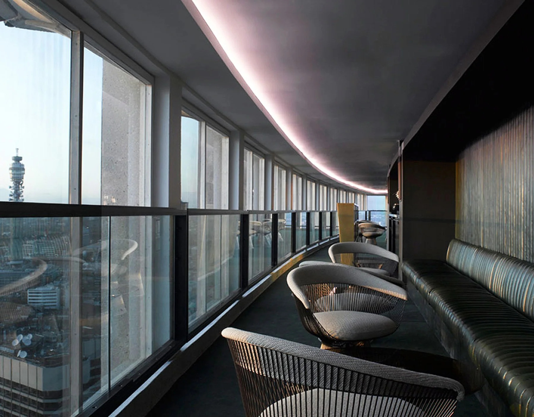 slider33_Paramount_Club.jpg
