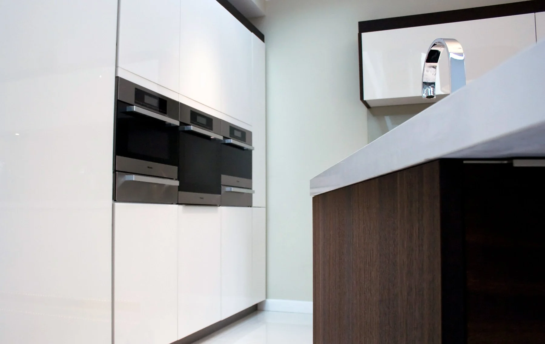 2015a_4C_Roehampton_Lane.jpg