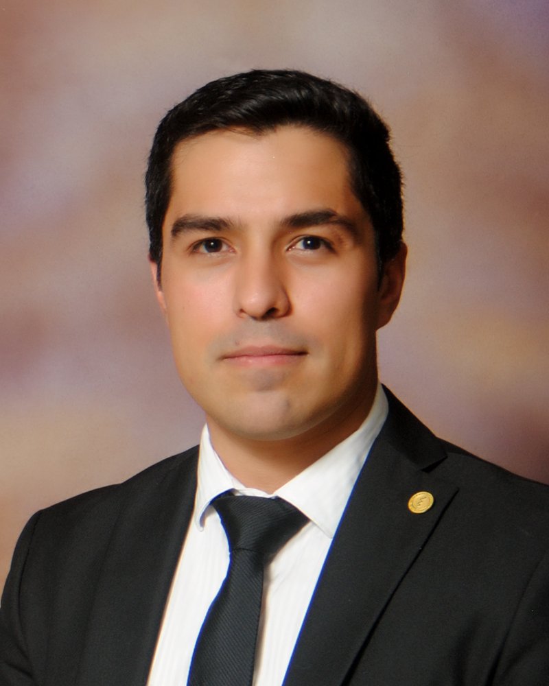 Dr. Javier Moya, licensed Costa Rican physician and founder of Salty Drip, providing private doctor on call and IV therapy services in Tamarindo, Costa Rica.