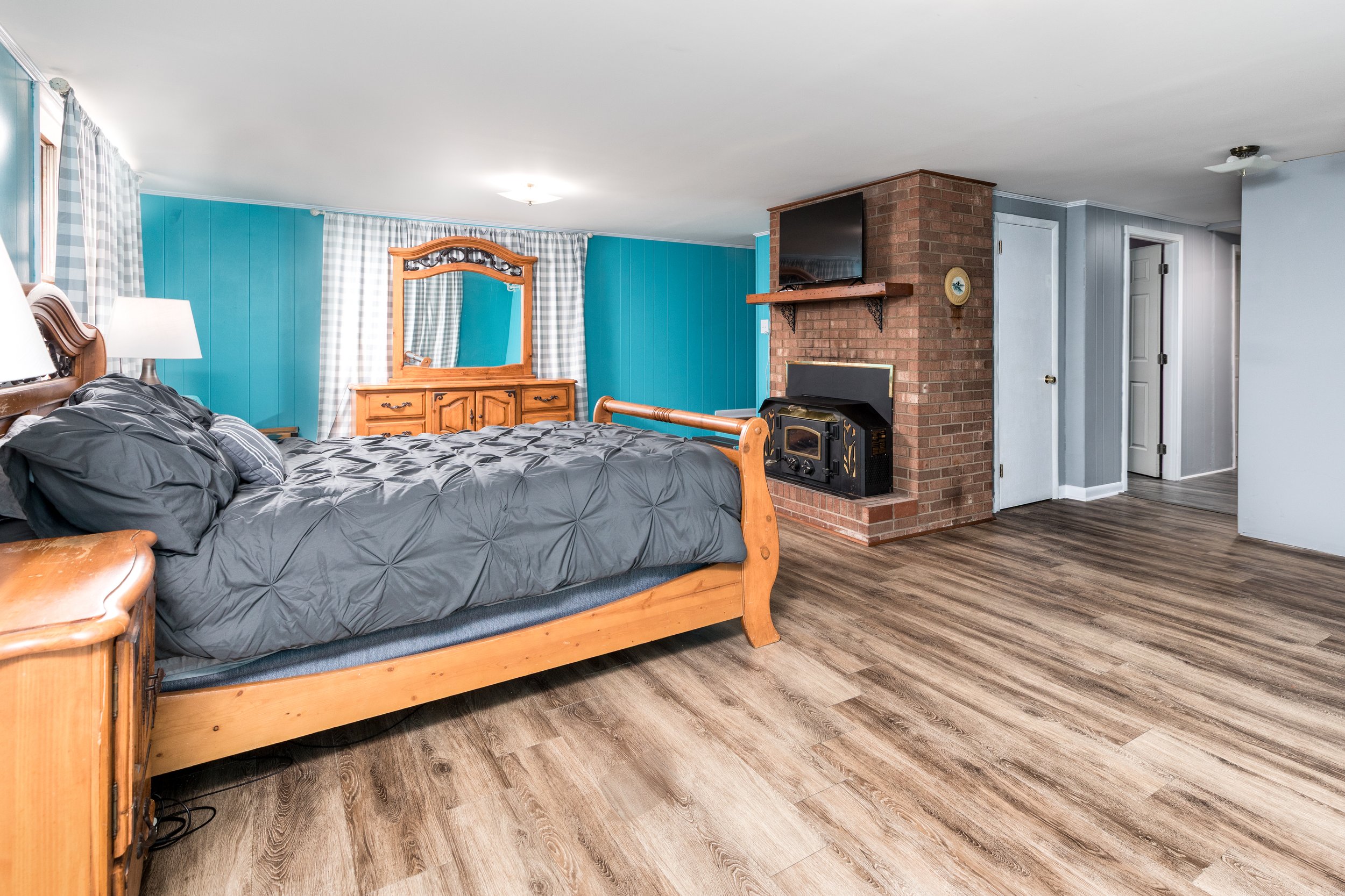 Sharpe, Dale-286 Valley Rd., HKY (16 of 34).jpg