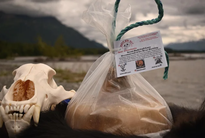 Bait'em 907 Bear Attractants