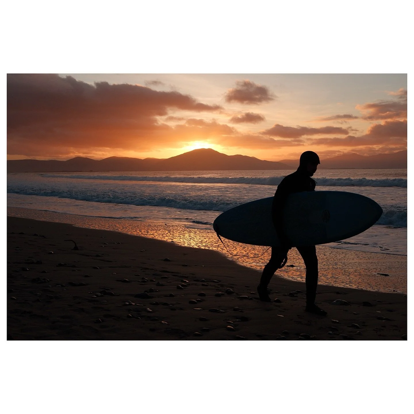 Always good to visit Banna beach when back in Kerry, especially when it looks like this! 

#bannabeach #wildatlanticway #fujilove #sunset #ireland