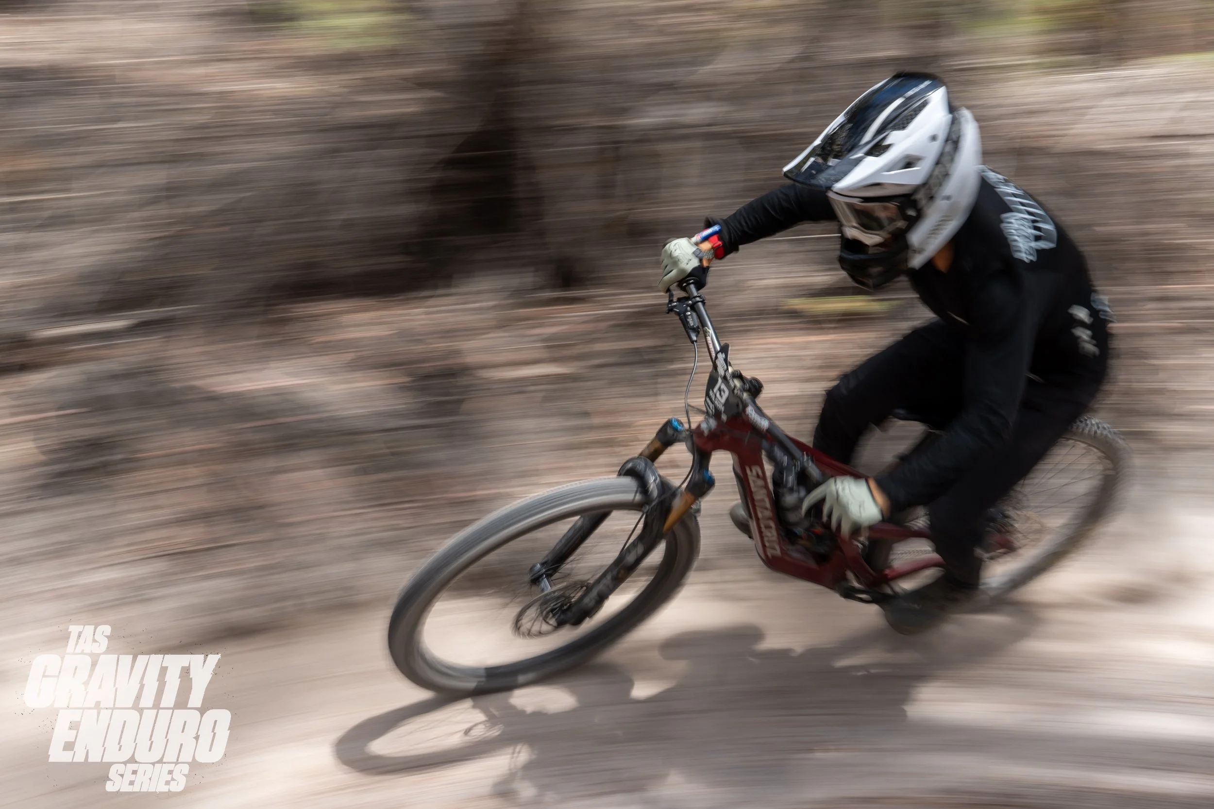 tas Grav Rd 2 Podiums lq-170.jpg