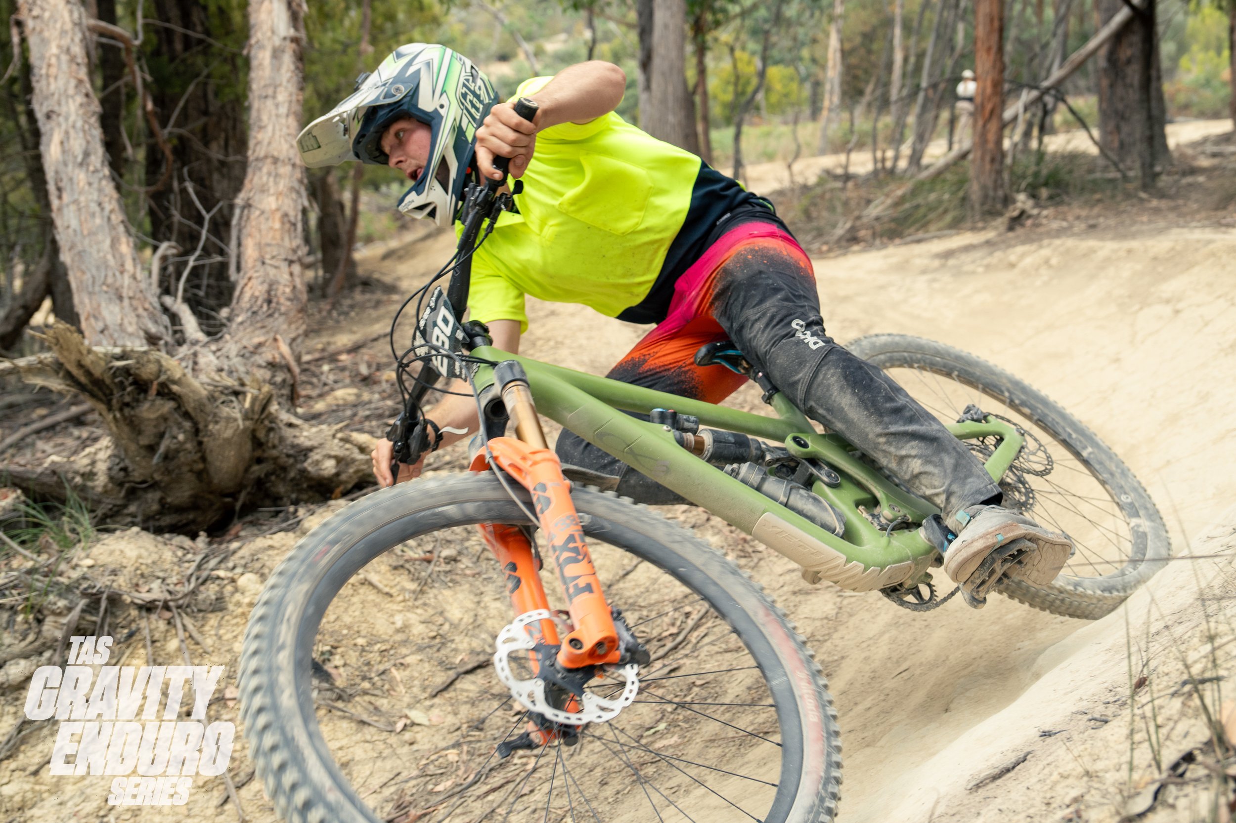 Round 3 Race LQ-201.jpg