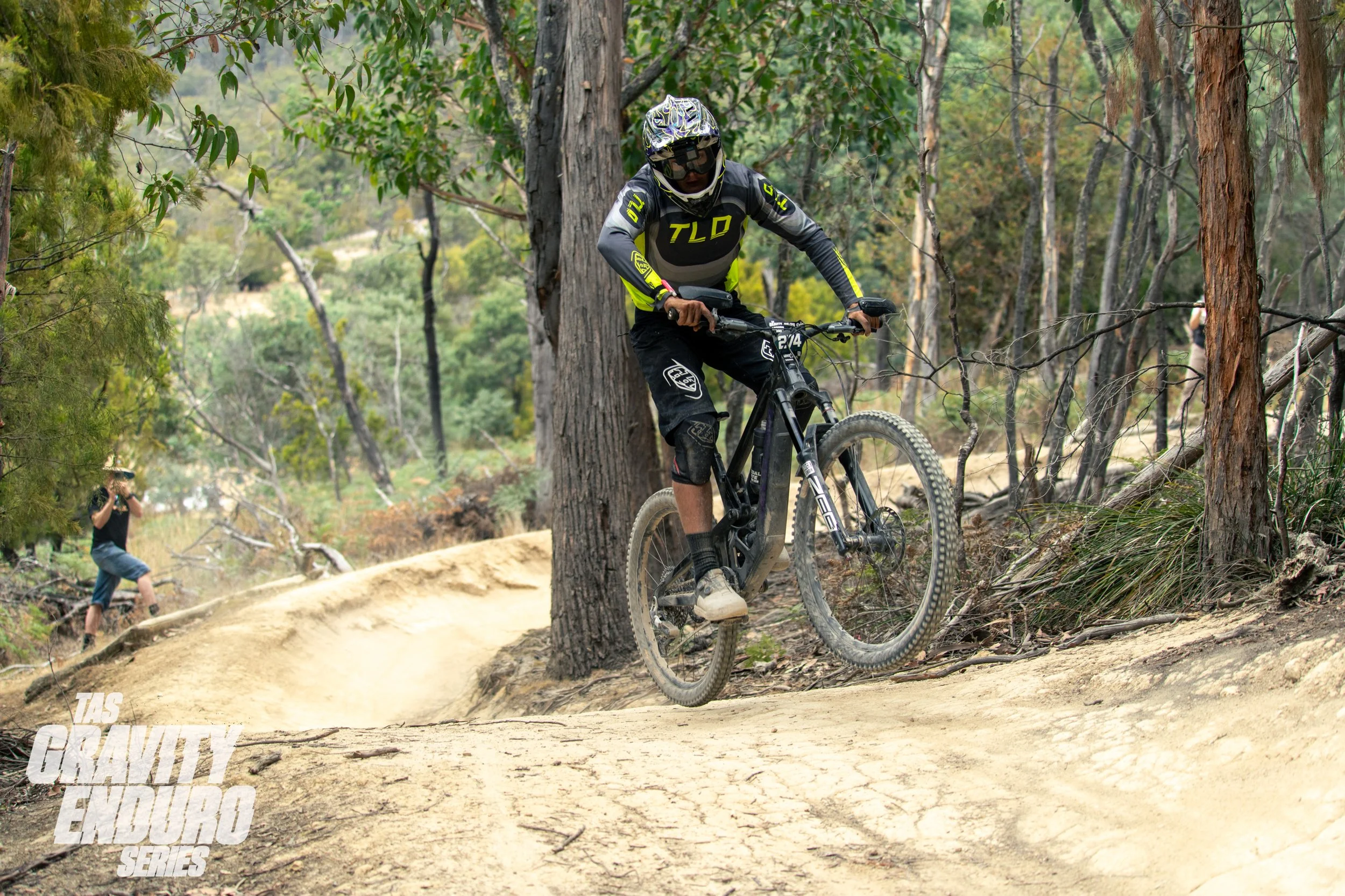 Round 3 Race LQ-190.jpg