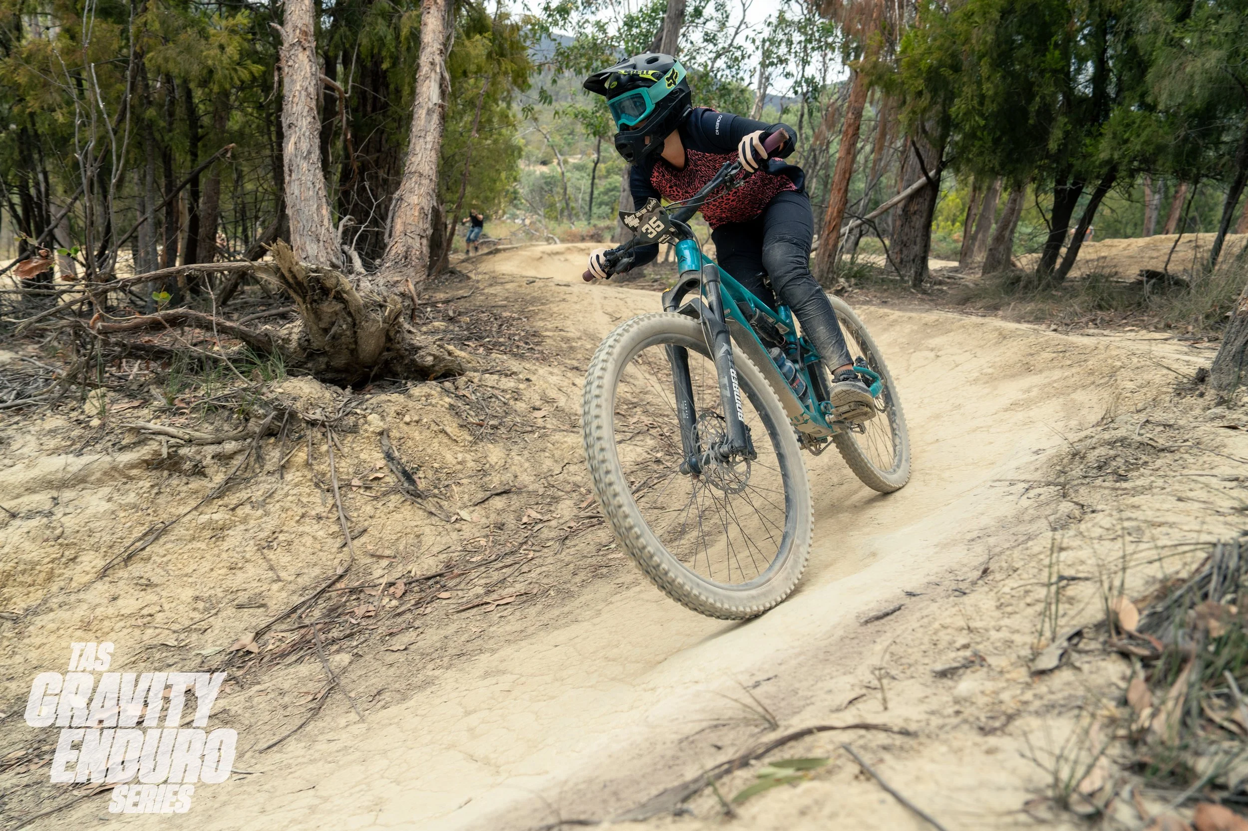 Round 3 Race LQ-194.jpg