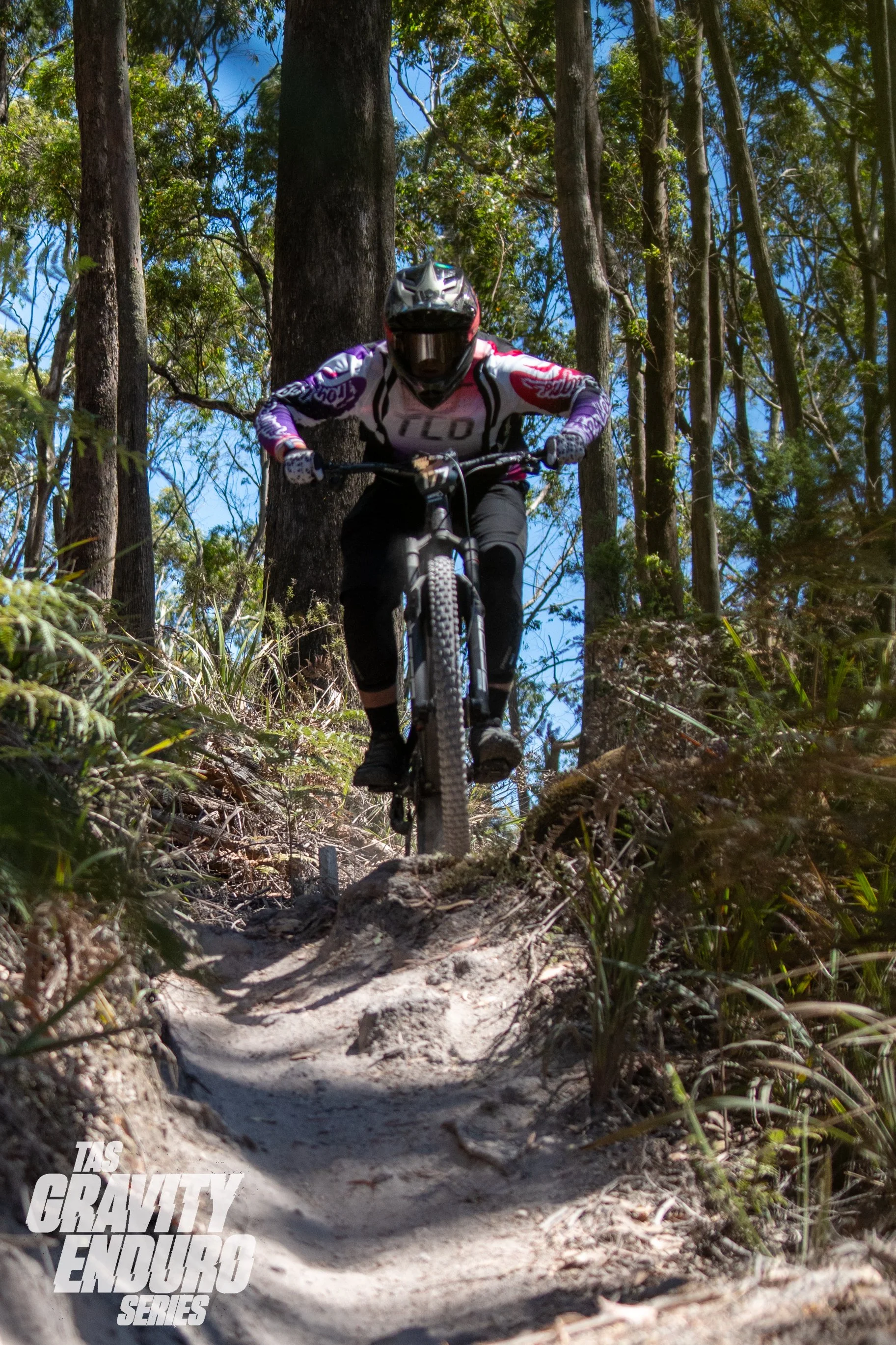 tas Grav Rd 2 Podiums lq-160.jpg