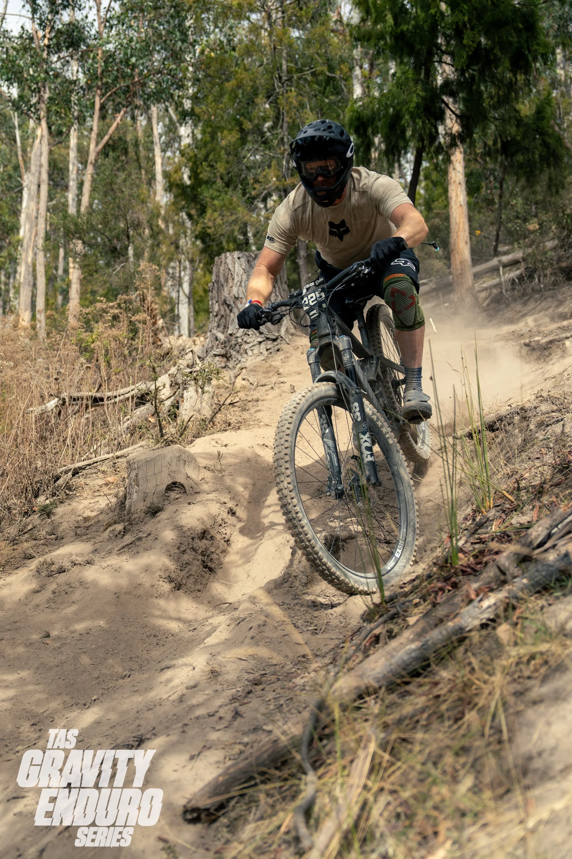 Round 3 Race LQ-104.jpg