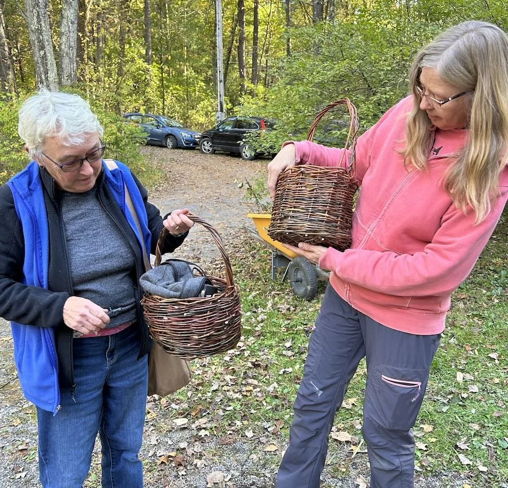 weaving-willow-baskets.jpeg