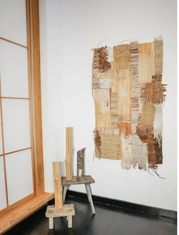 an installation of woven sculptures by artist katie grove at onna house soho