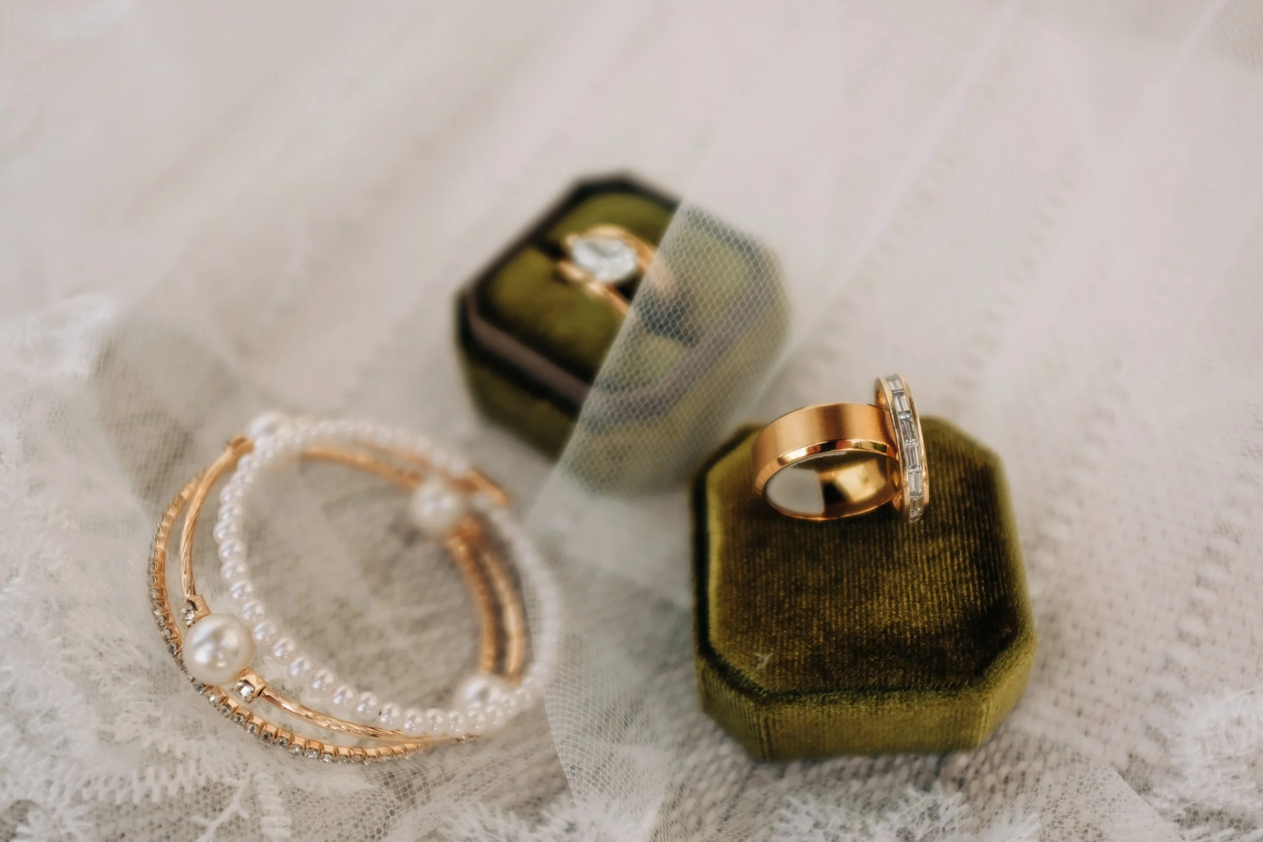 FallWeddingStyledShoot_DigitalBTS002.jpg