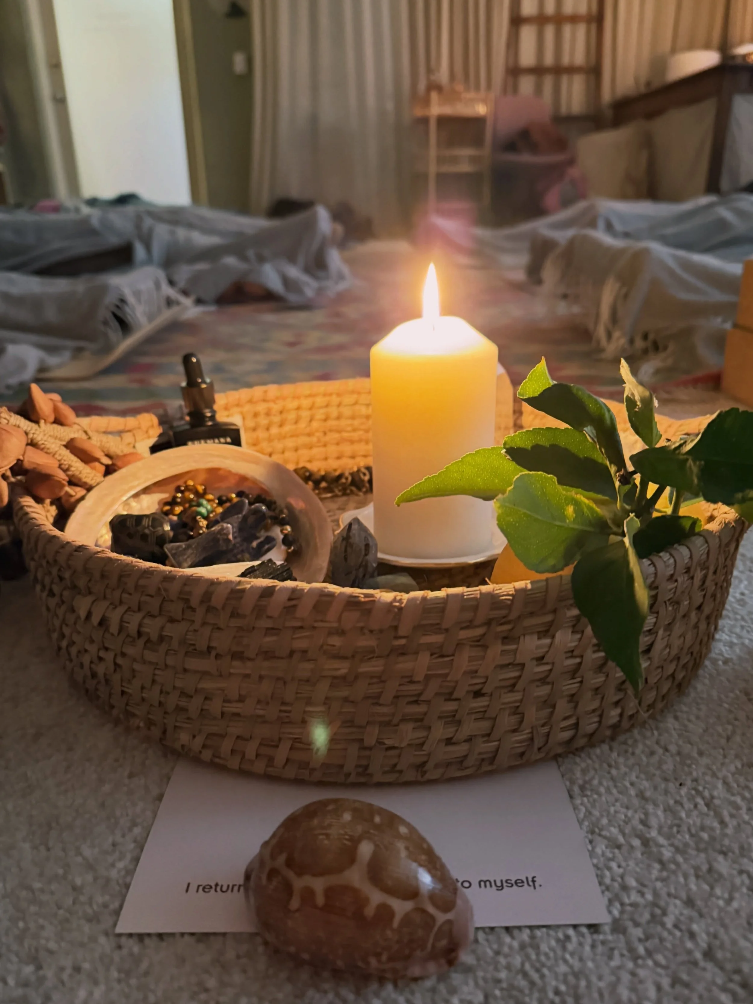 Yesterday, I was honoured to be trusted to hold space for a beautiful group of women in Hawthorn.

I facilitated a warming and deeply restorative Breathwork and meditation practice. Together, we called in the light and used the breath as a bridge to 