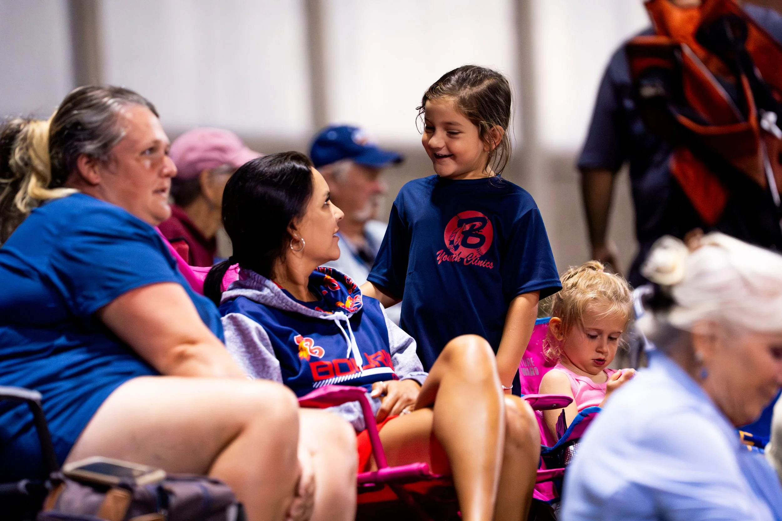 Fans10 080426.jpg