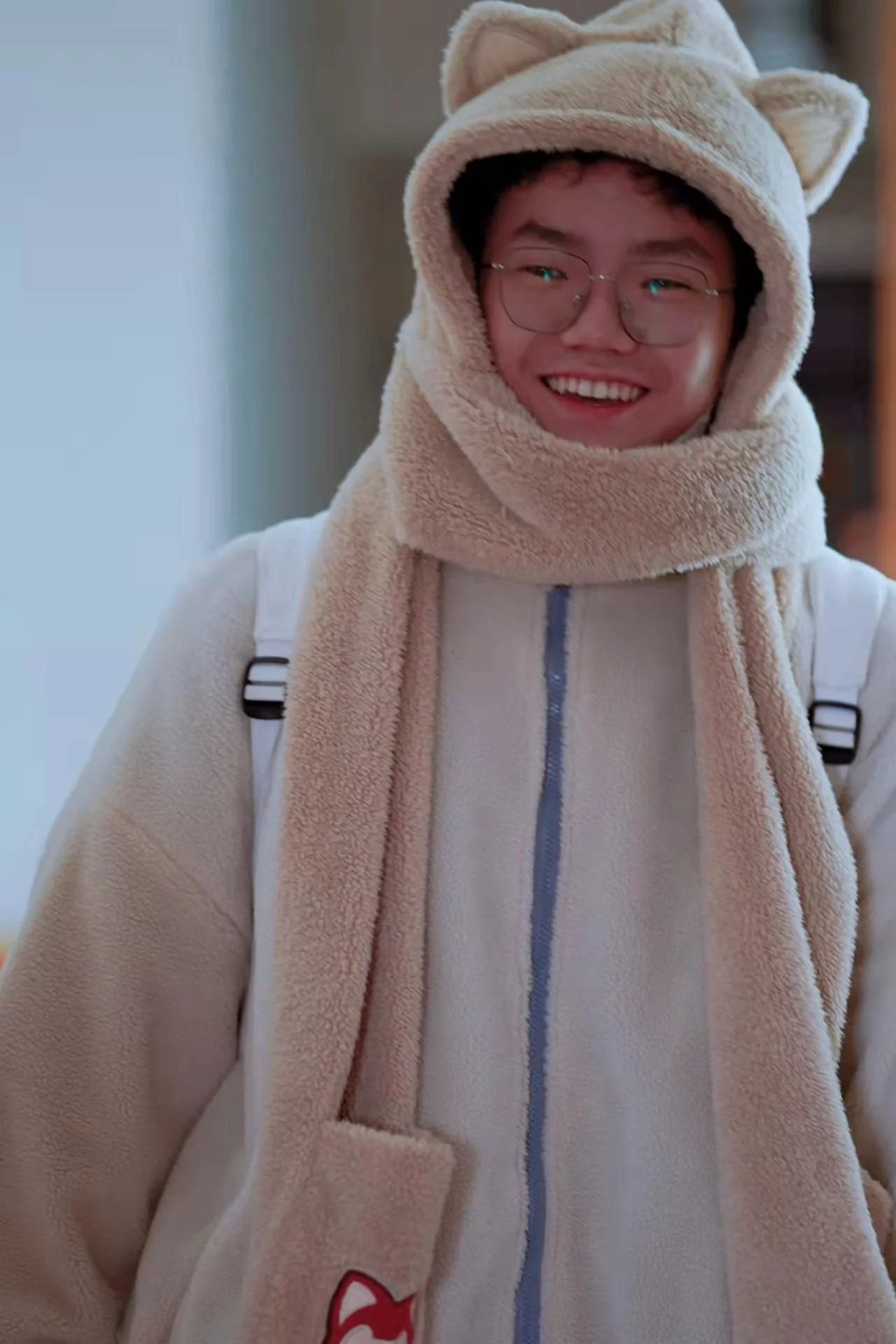 Hao Rao during travel between concert tours