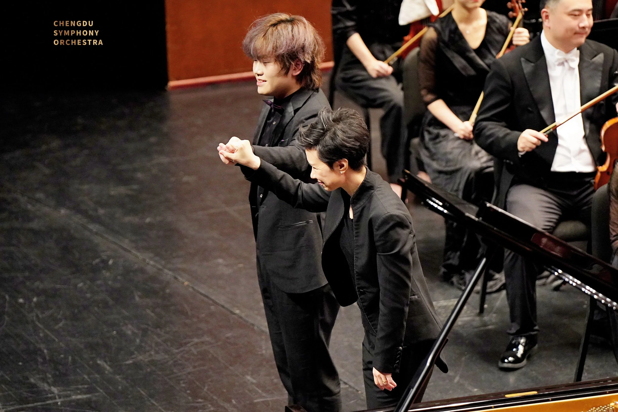 Hao Rao on stage after performance with  Chengdu Symphony Orchestra.