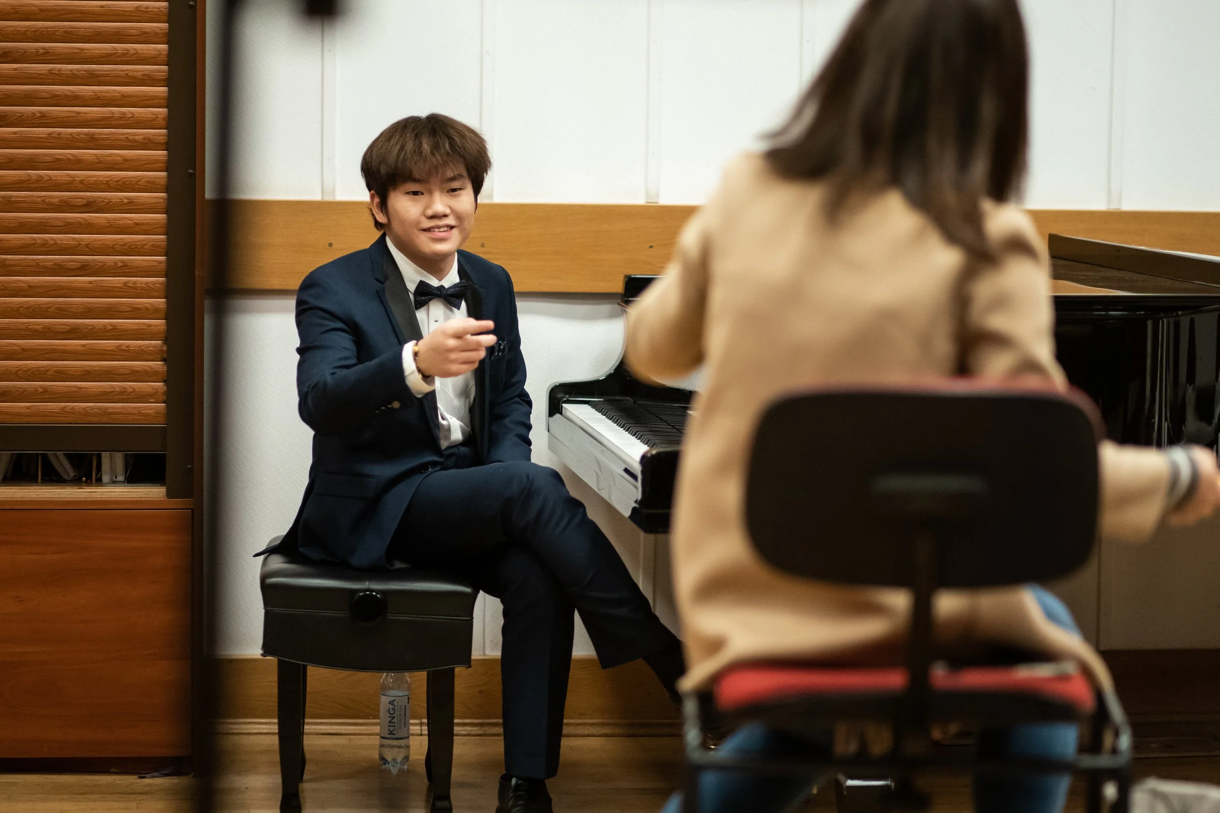 Hao Rao, pianist, backstage preparation with teacher before Chopin competition