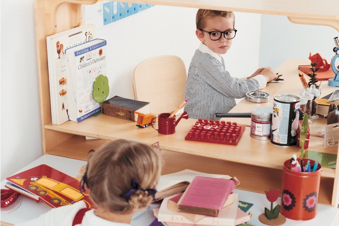 sauto_kids_desk_06.jpg