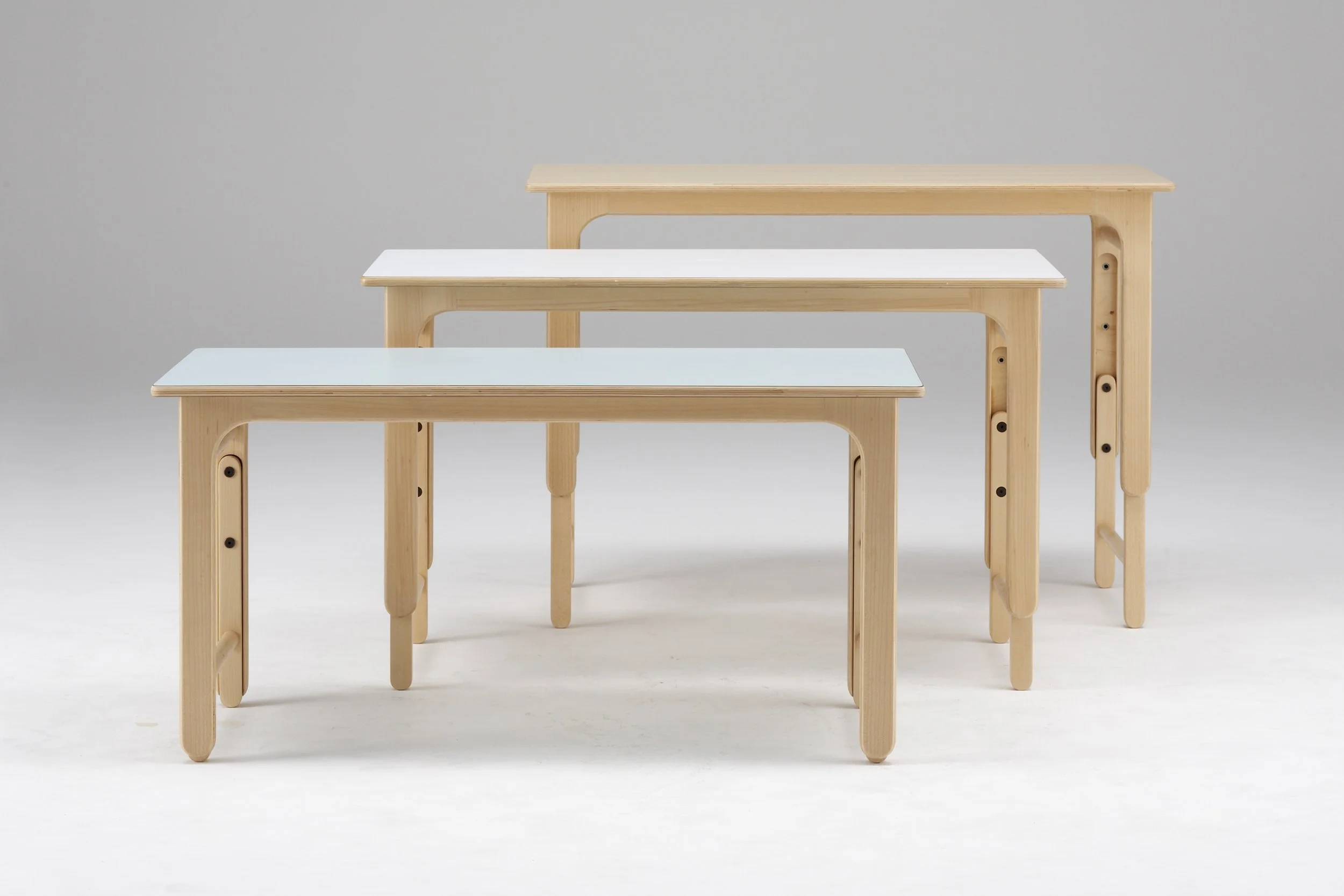 sauto_kids_desk_05.jpg