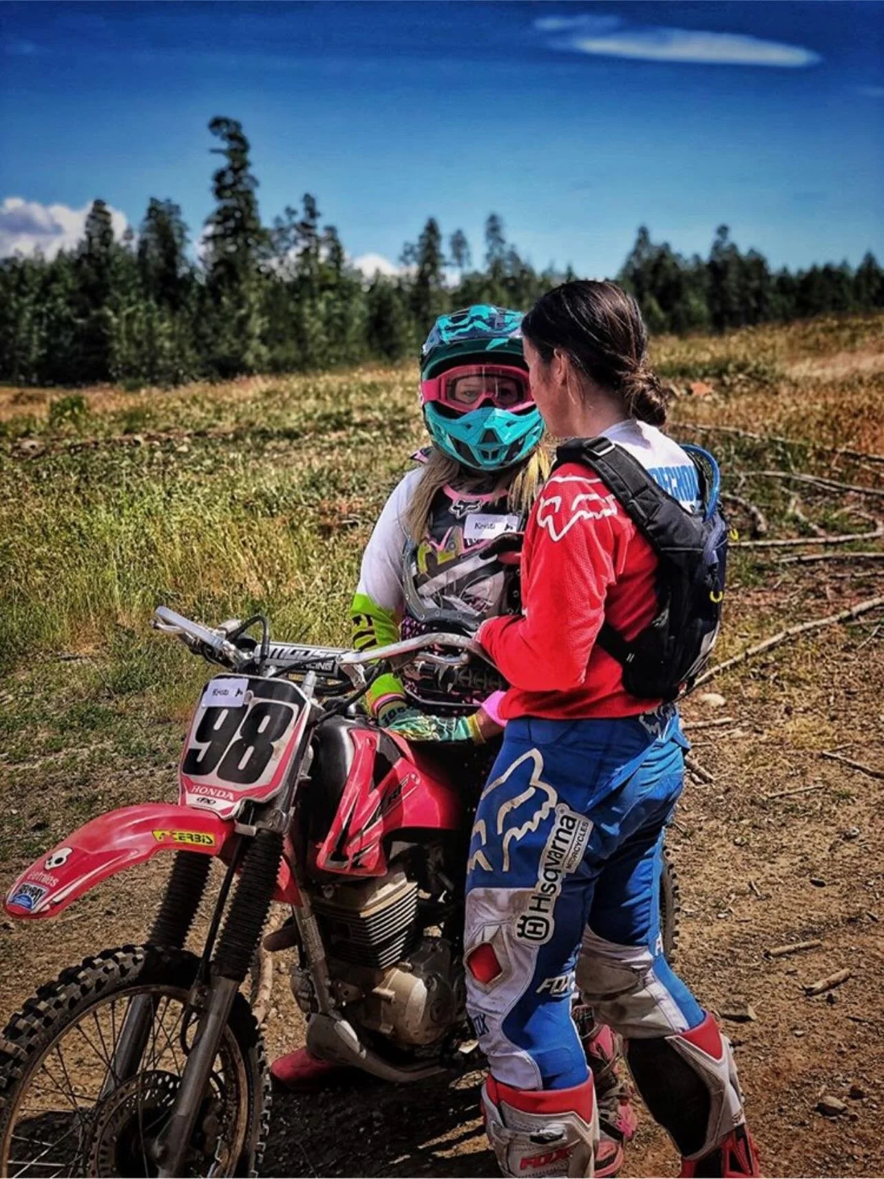 April coaching dates are officially open, and we&rsquo;re ready to get back to riding.

Join us in Calgary, Alberta for two women&rsquo;s group coaching sessions designed to help you start the season strong, build confidence, and put in quality time 