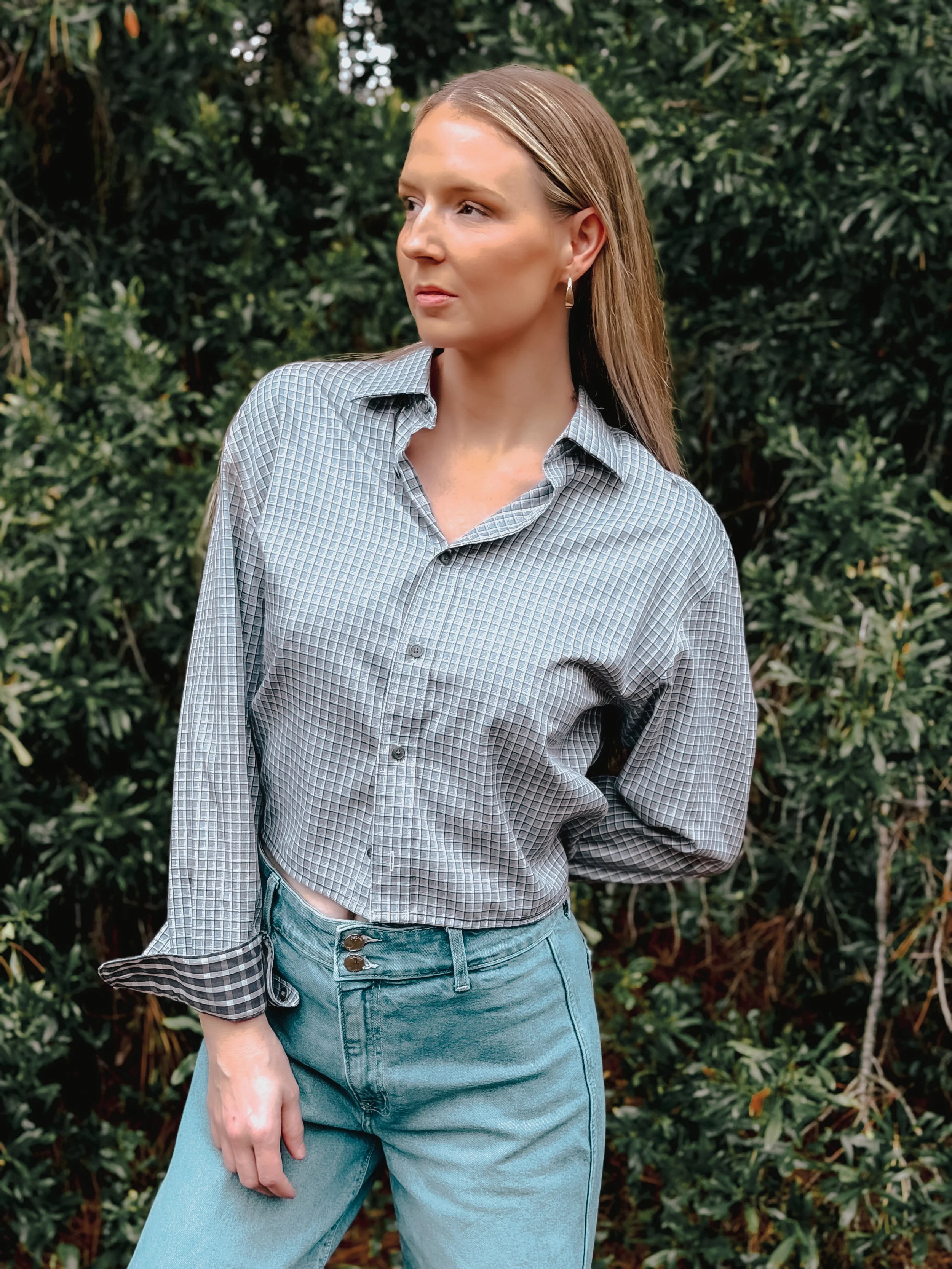 The Jaden Button Down-Slate/Mulberry